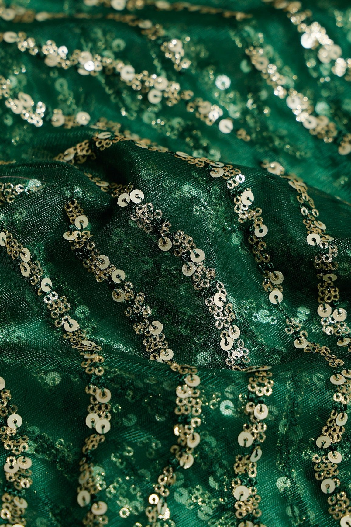 1 Meter Cut Piece Of Gold And Silver Sequins With Bottle Green Thread Embroidery On Bottle Green Soft Net - doeraa