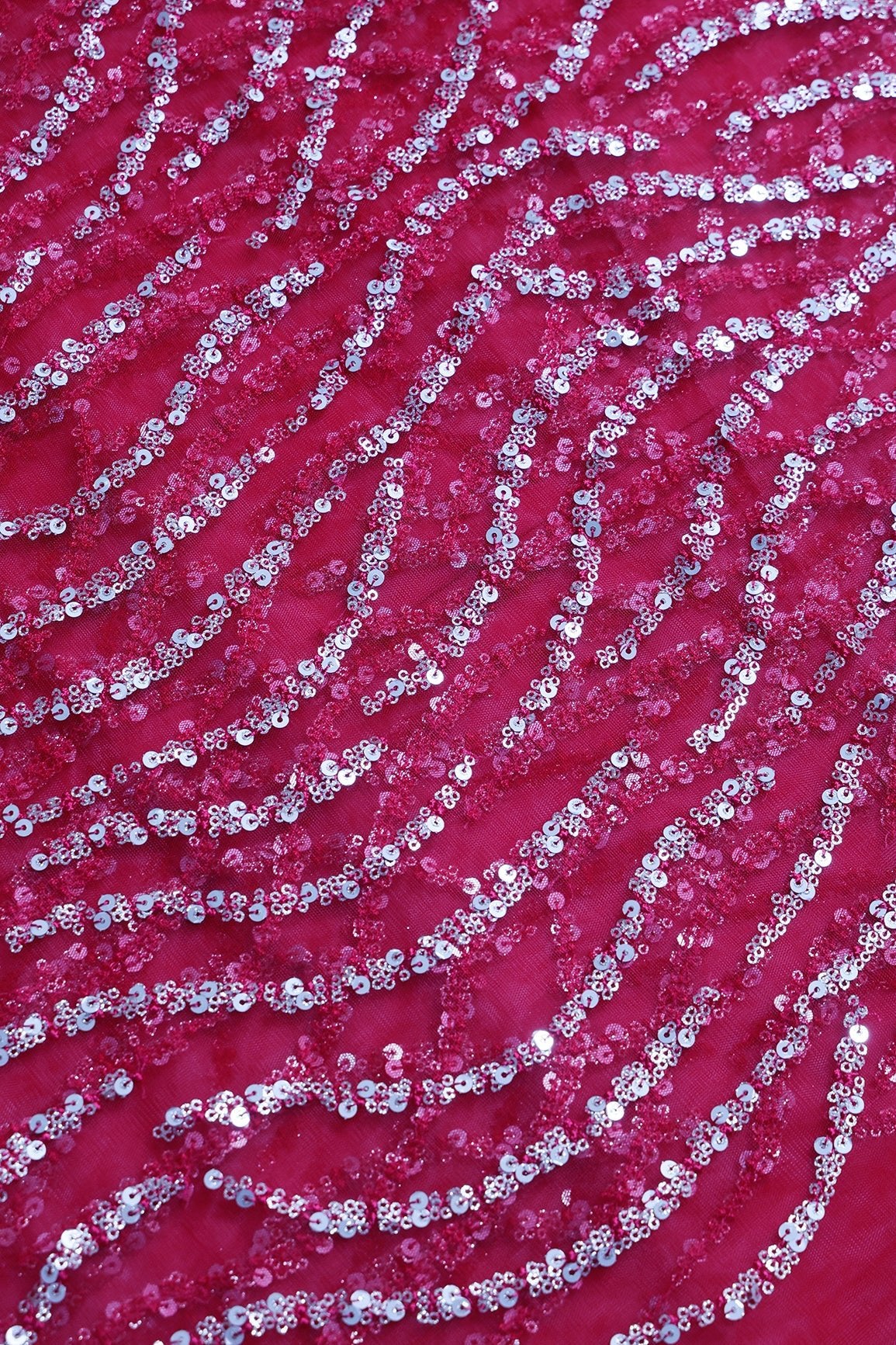 1.20 Meter Cut Piece Of Gold And Silver Sequins With Red Thread Wavy Embroidery Work On Red Soft Net Fabric - doeraa