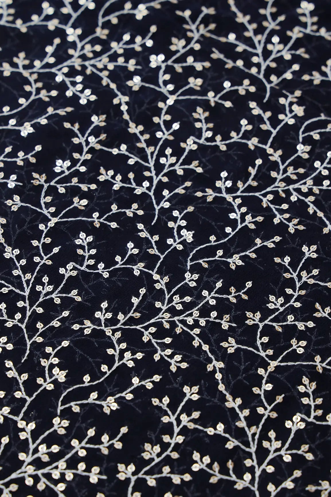 3 Meter Cut Piece Of White Thread With Gold Sequins Leafy Embroidery On Navy Blue Georgette Fabric - doeraa