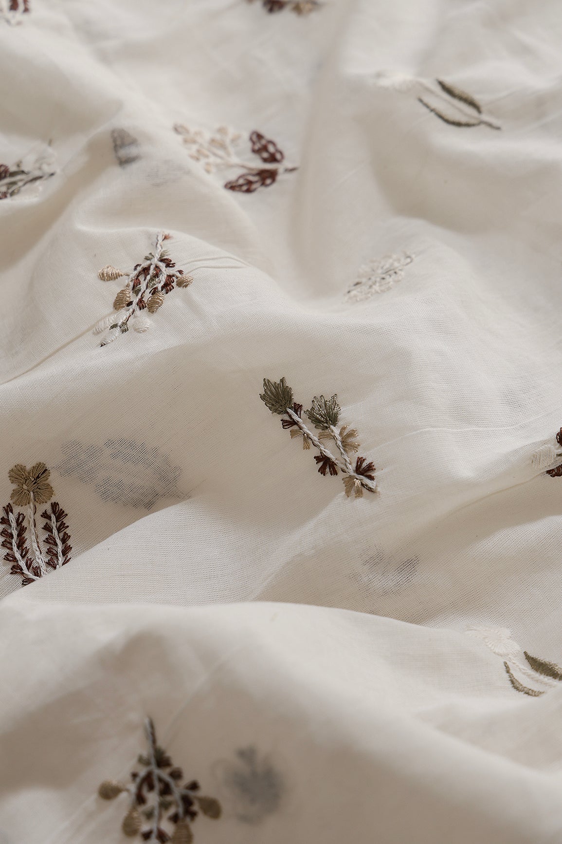 Beautiful Multi Thread Leafy Embroidery Work On Off White Organic Cotton Fabric - doeraa