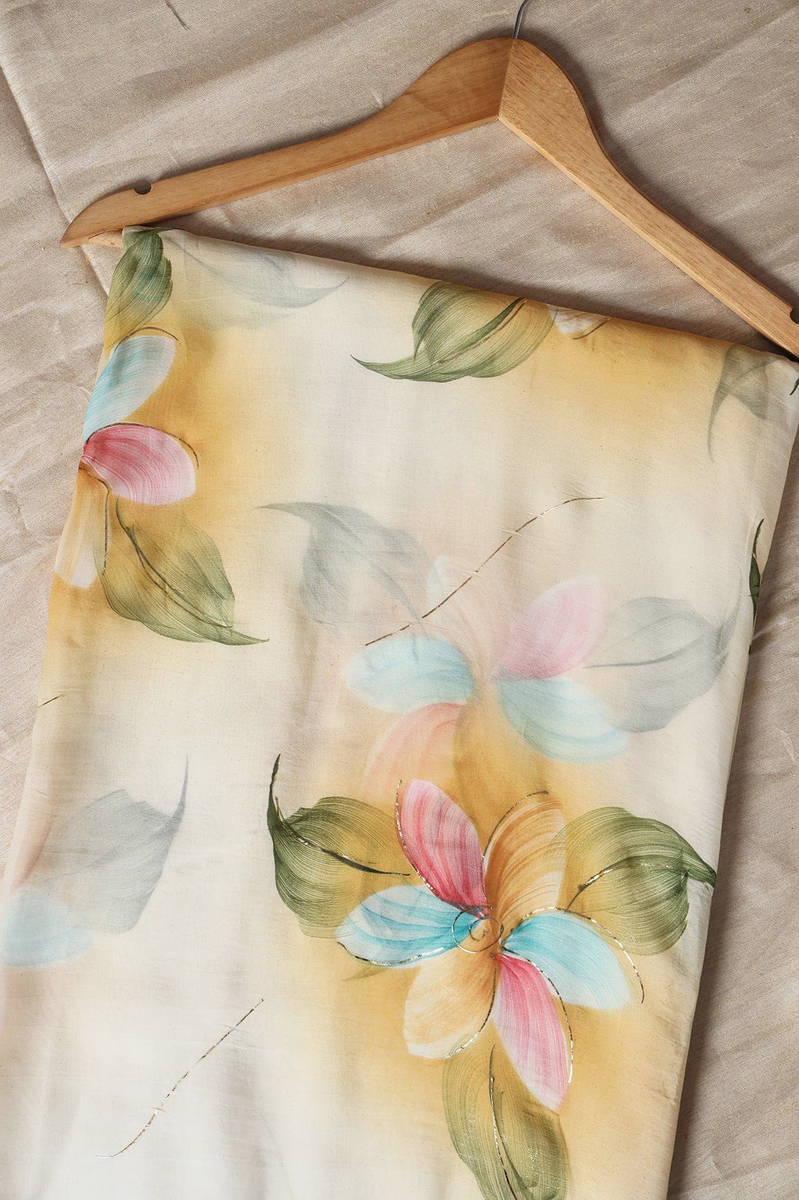 Beautiful Multicolor Floral Hand Painted With Foil Work On White Pure Organza Saree ( 5.5 Meters) - doeraa