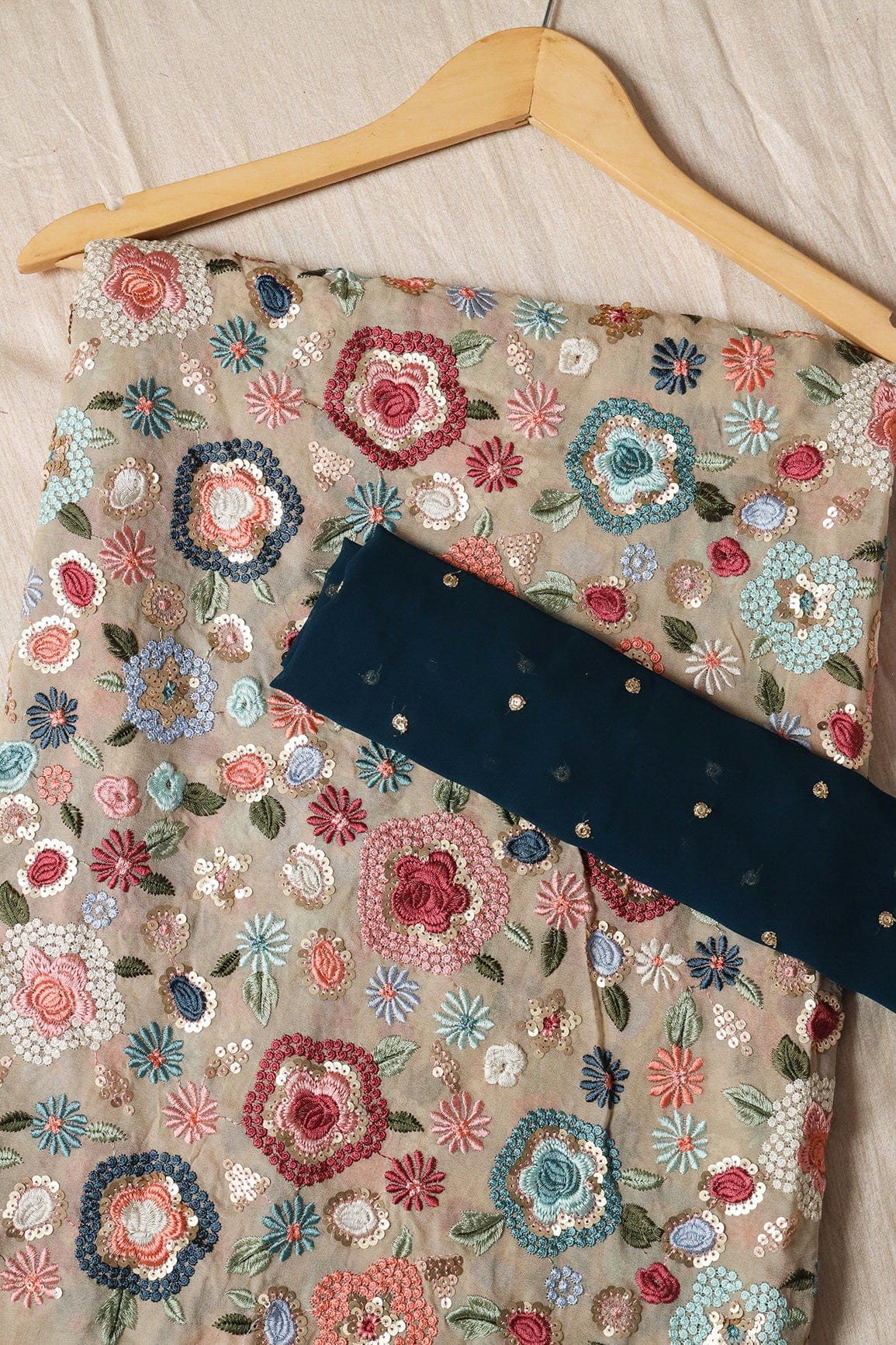 Beige And Prussian Blue Saree set (2 Piece) - doeraa