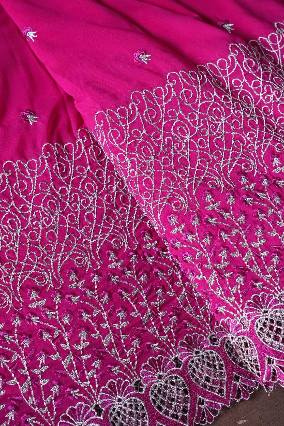 Big Width''56'' Fuchsia Thread With Zari Floral Embroidery Work On Fuchsia Georgette Fabric With Border - doeraa