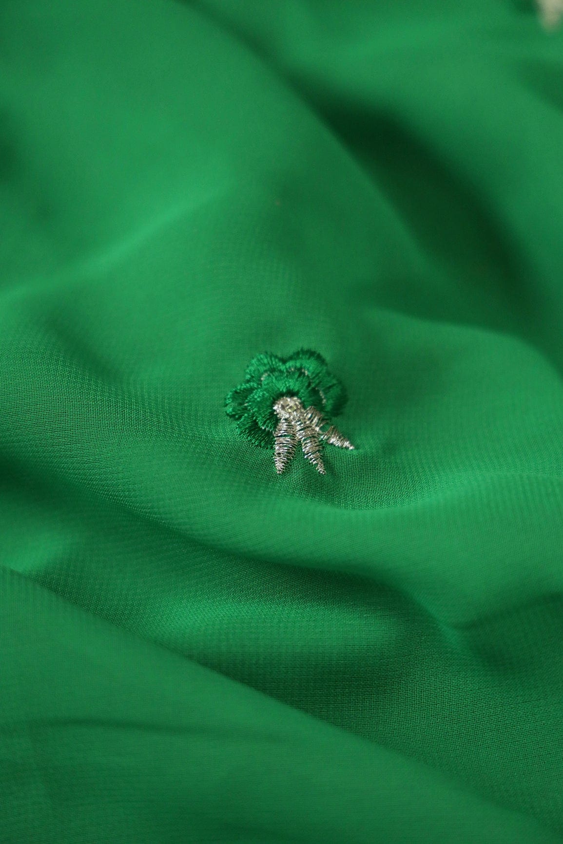 Big Width''56'' Green Thread With Zari Floral Embroidery Work On Green Georgette Fabric With Border - doeraa