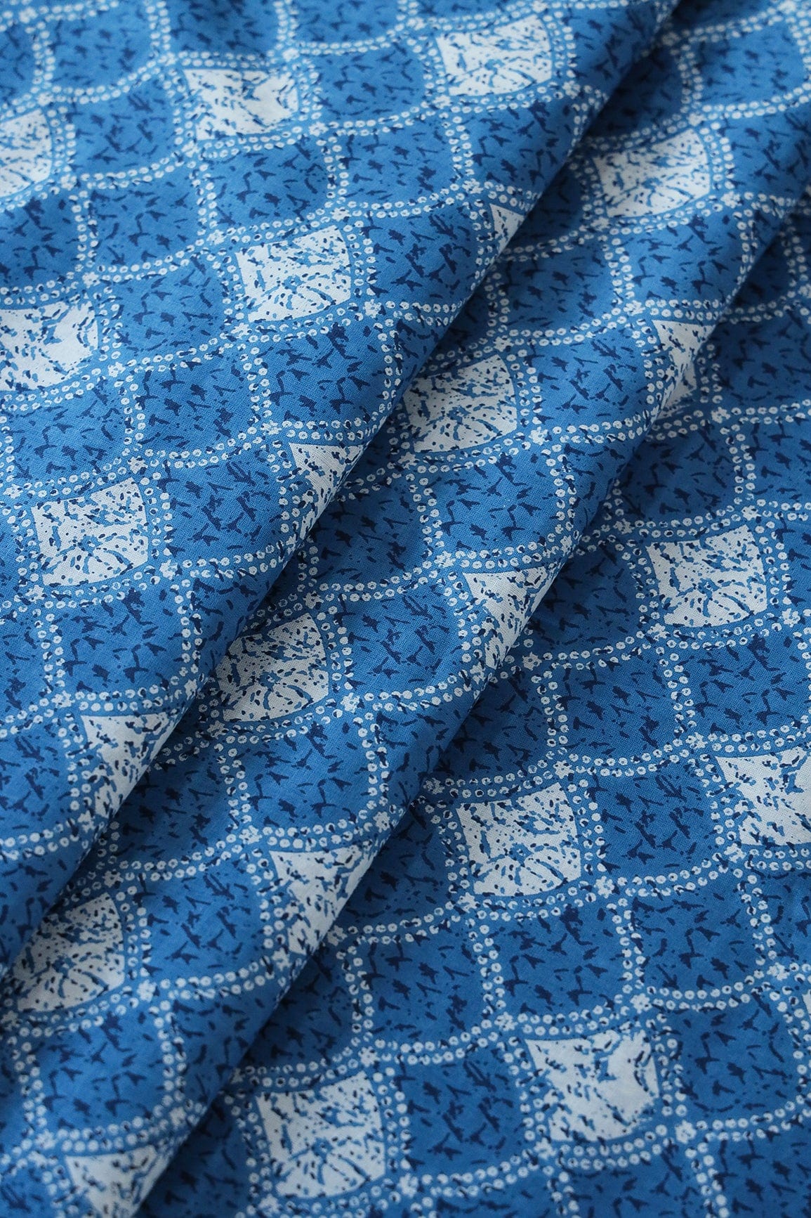Cobalt Blue And White Trellis Pattern Print On Pure Cotton Fabric - doeraa