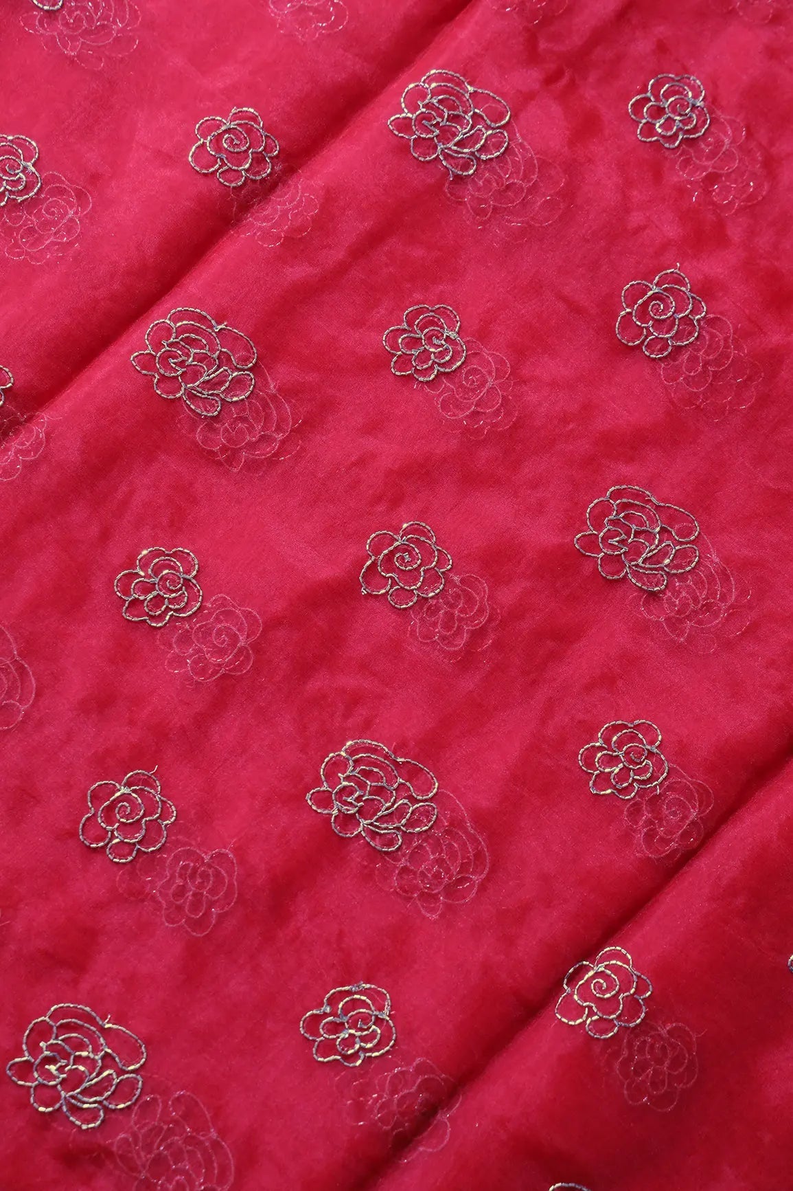 Cut Dana Beads Beautiful Floral Embroidery On Red Organza Fabric - doeraa