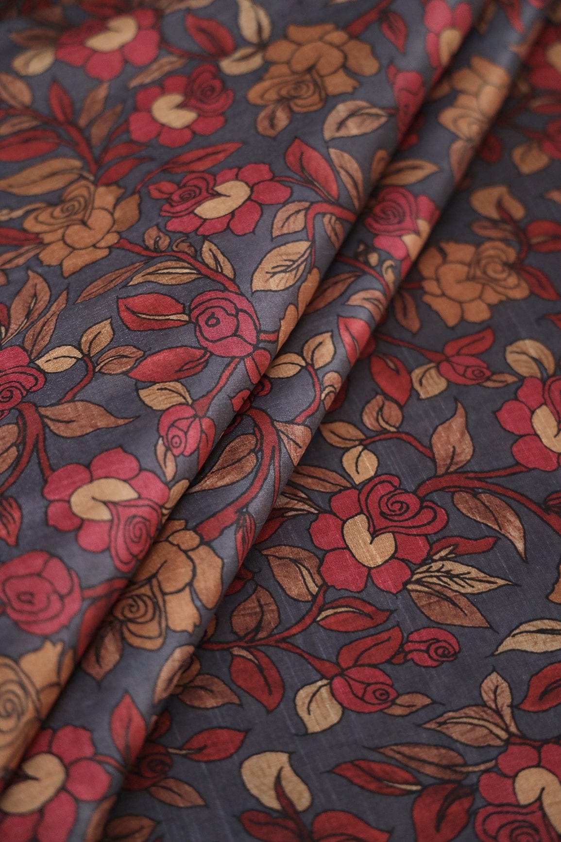 Dark Grey And Red Floral Pattern Digital Print On Mulberry Silk Fabric - doeraa
