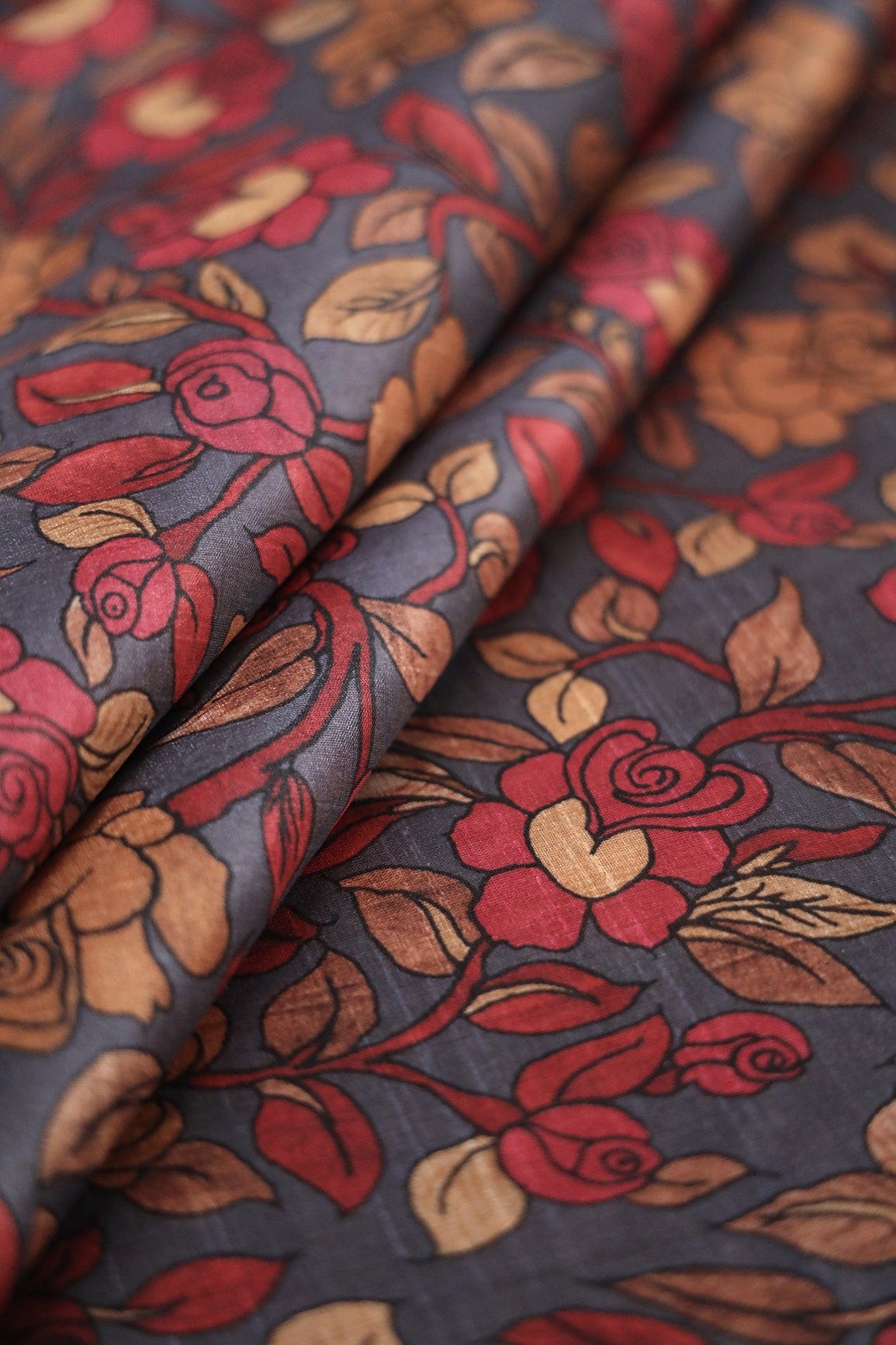 Dark Grey And Red Floral Pattern Digital Print On Mulberry Silk Fabric - doeraa