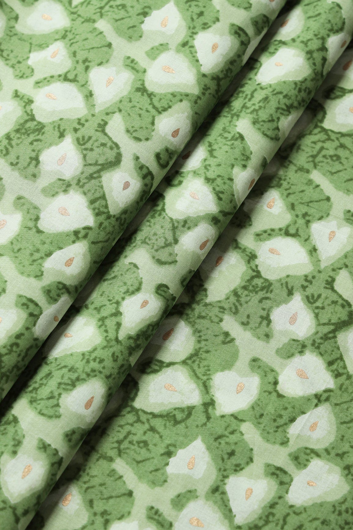Fern Green And Mint Green Floral Print On Pure Cotton Fabric - doeraa