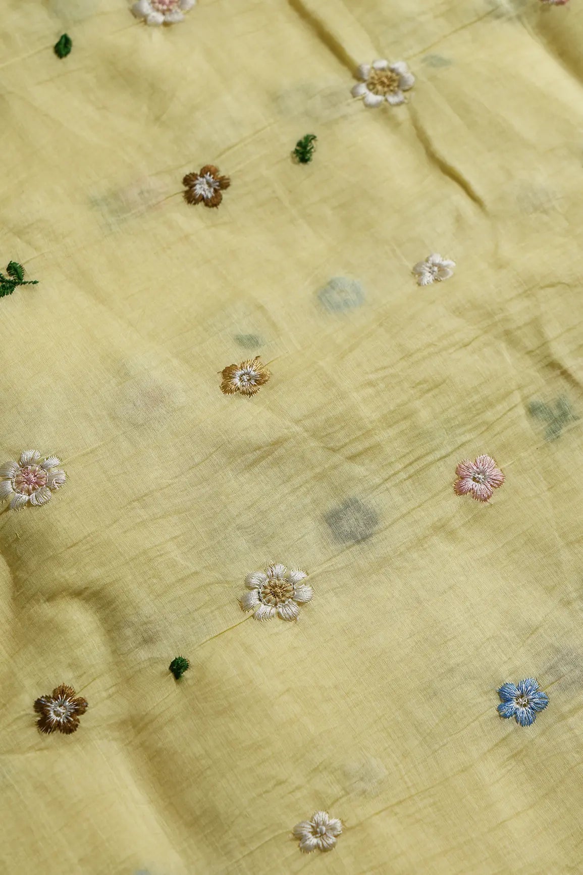 Gorgeous Multi Thread Floral Embroidery Work On Pastel Yellow Pure Mul Chanderi Silk Fabric - doeraa