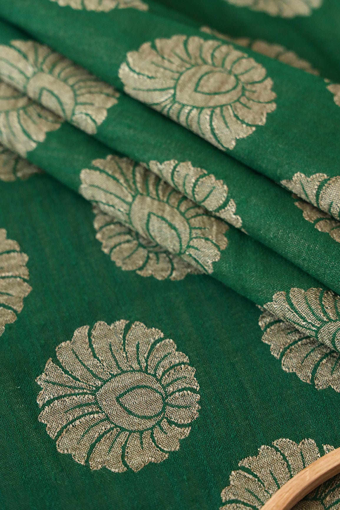 Green Ethnic Butta Pure Taspa Zari Banarasi Jacquard Fabric - doeraa