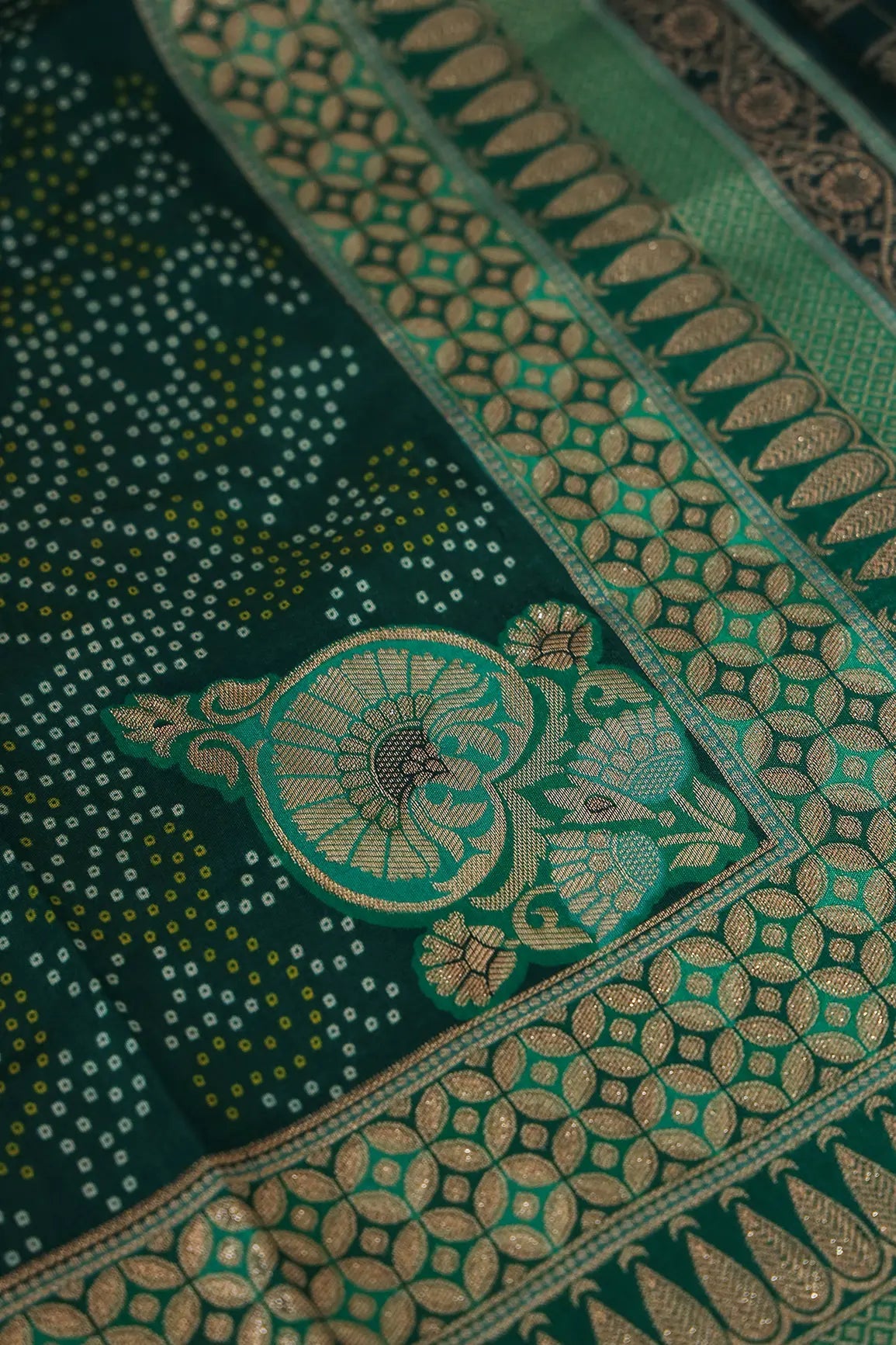 Green Pure Viscose Dola Silk Jacquard Print Dupatta - doeraa