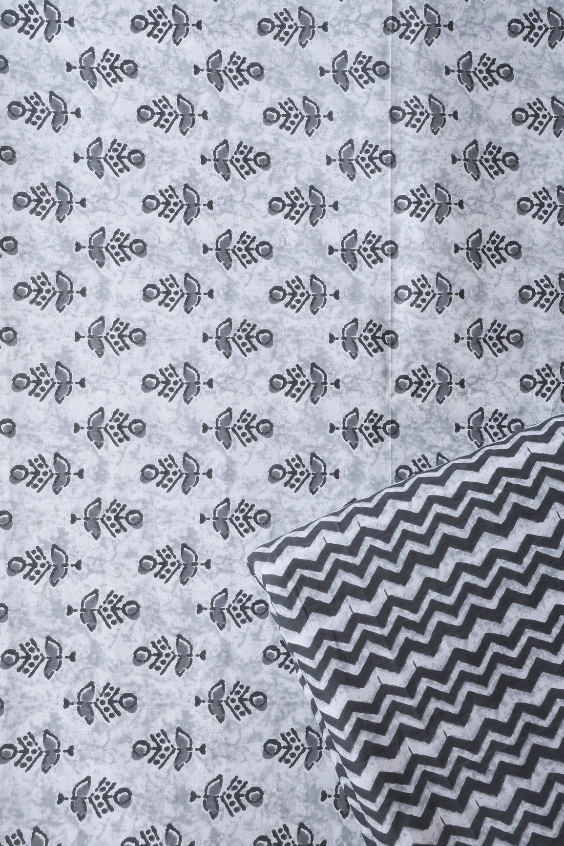 Grey And White Pure Cotton Unstitched Suit Set (2 Piece) - doeraa