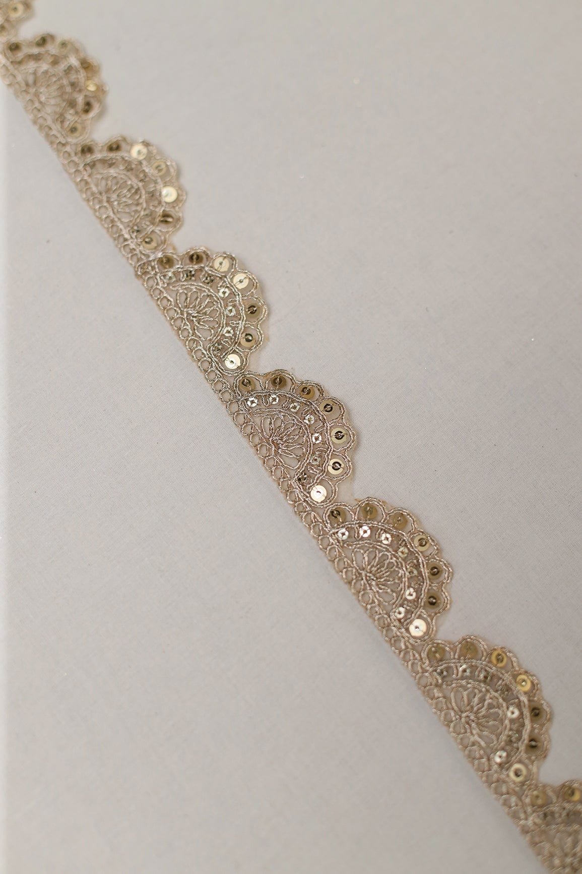 doeraa Laces Gold Zari With Sequins Embroidered Scallop Lace (9 Meters)