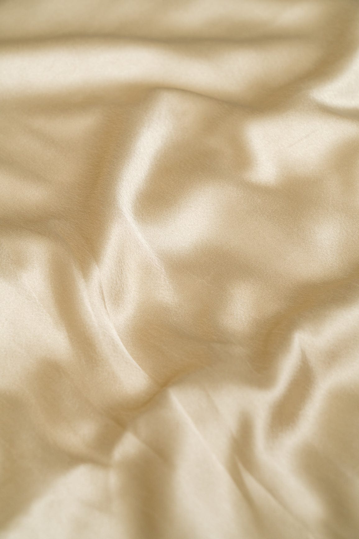 Light Beige Dyed Satin - doeraa