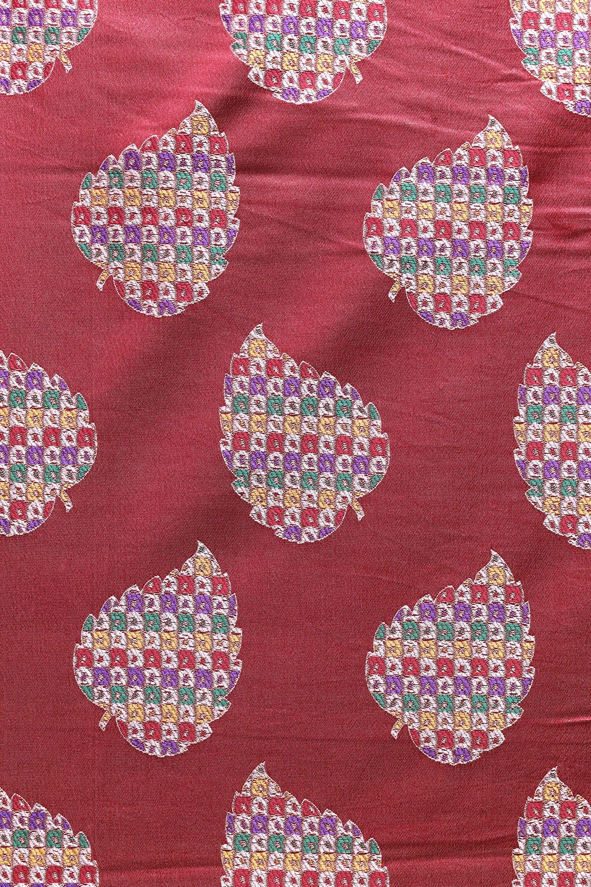 Maroon Leafy Silk Satin Jute Banarasi Jacquard Fabric - doeraa