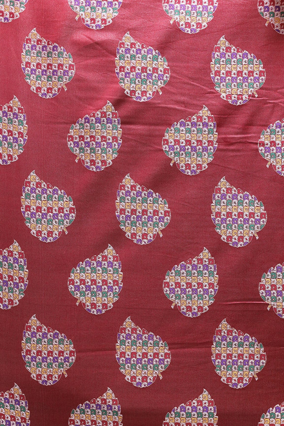 Maroon Leafy Silk Satin Jute Banarasi Jacquard Fabric - doeraa