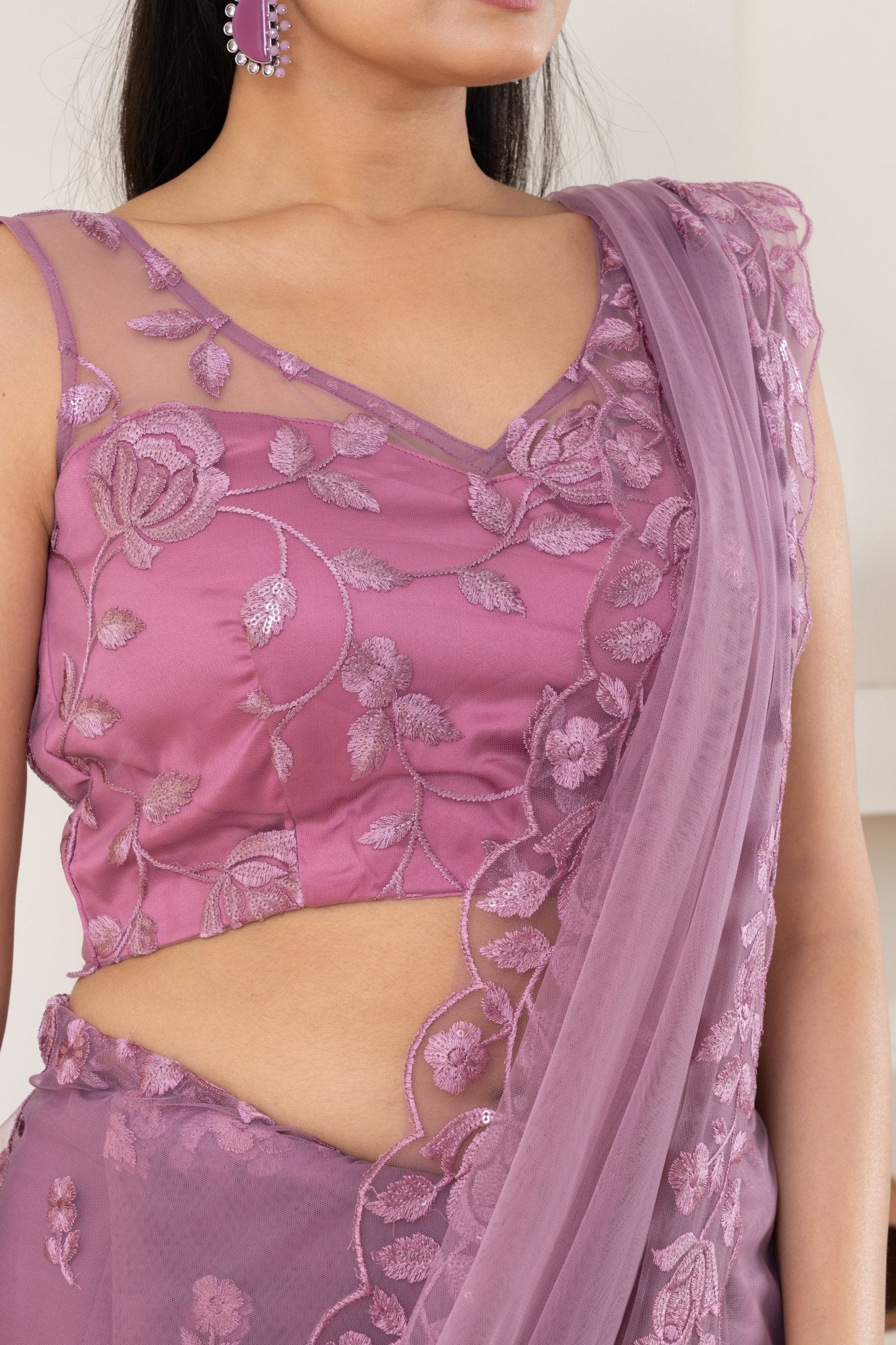 Mauve Embroidery Saree Set (Saree With Blouse Piece) - doeraa