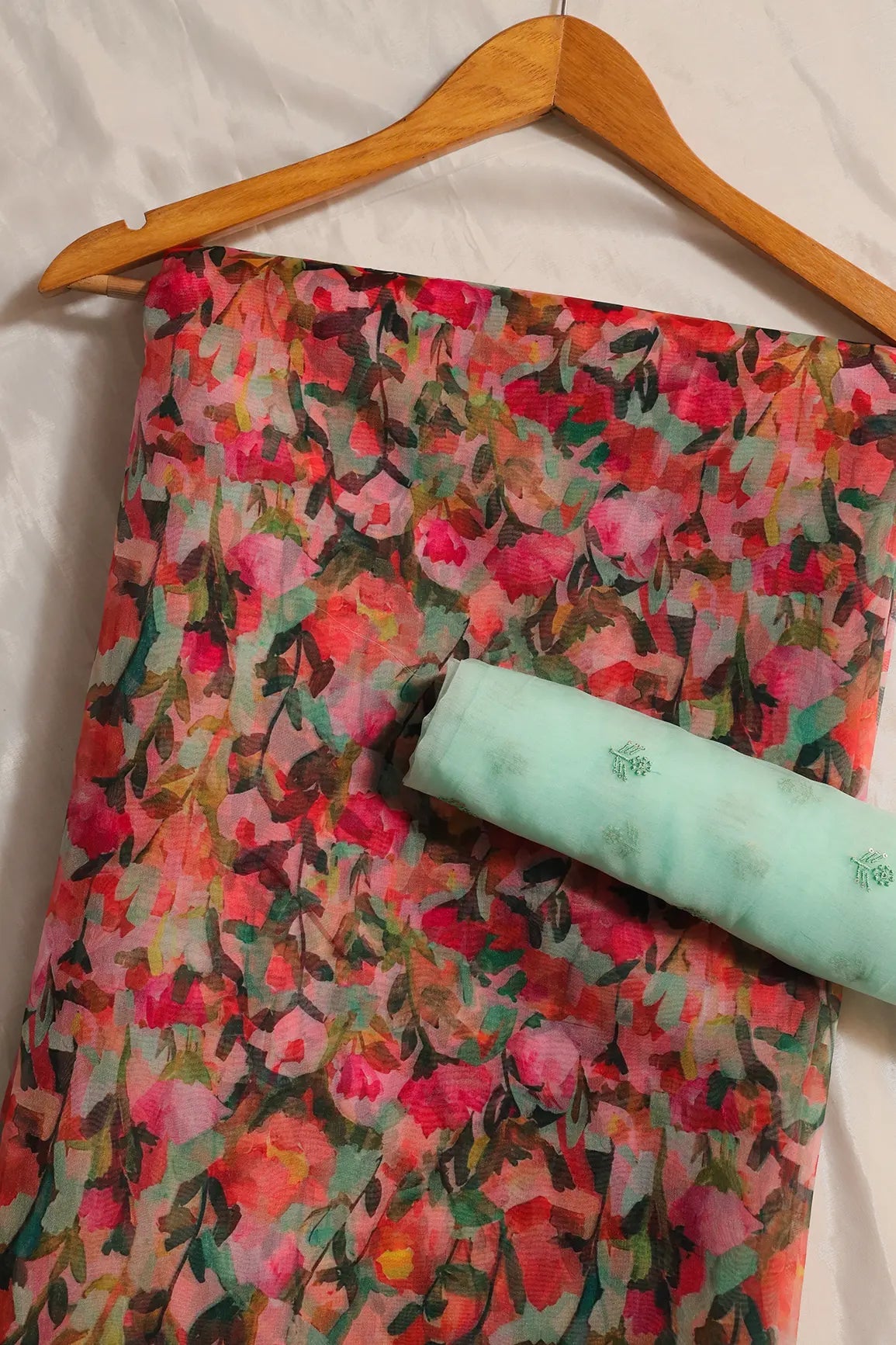 Multi Color And Sea Green Saree Set (2 Piece) - doeraa