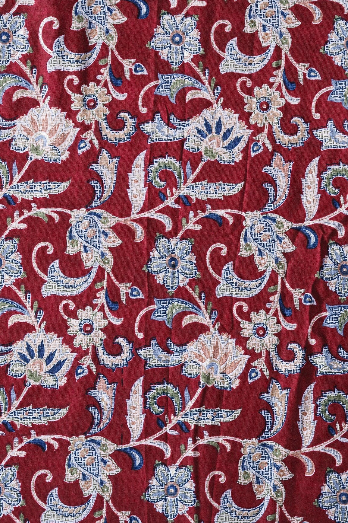 Multi Color Floral Pattern With Foil Print On Maroon Rayon Fabric - doeraa