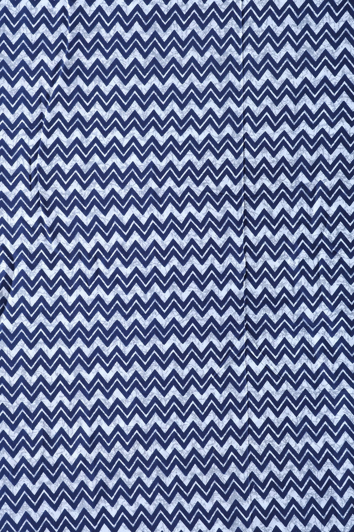 Navy Blue And White Chevron Print On Pure Cotton Fabric - doeraa