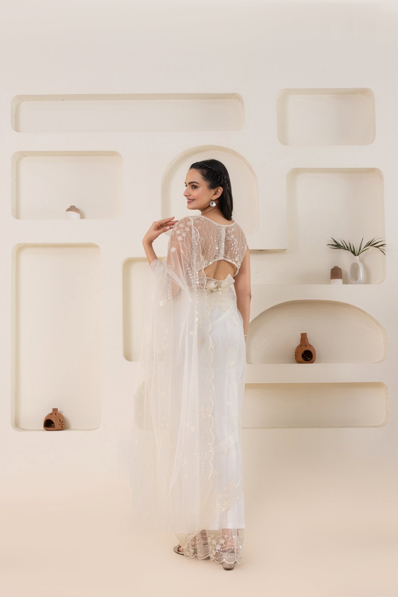 Off White Embroidery Saree Set (Saree With Blouse Piece) - doeraa