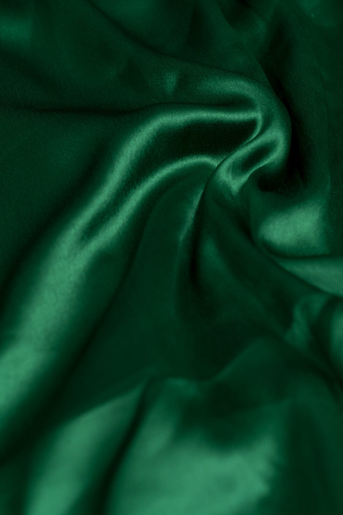 Parrot Green Dyed Satin - doeraa