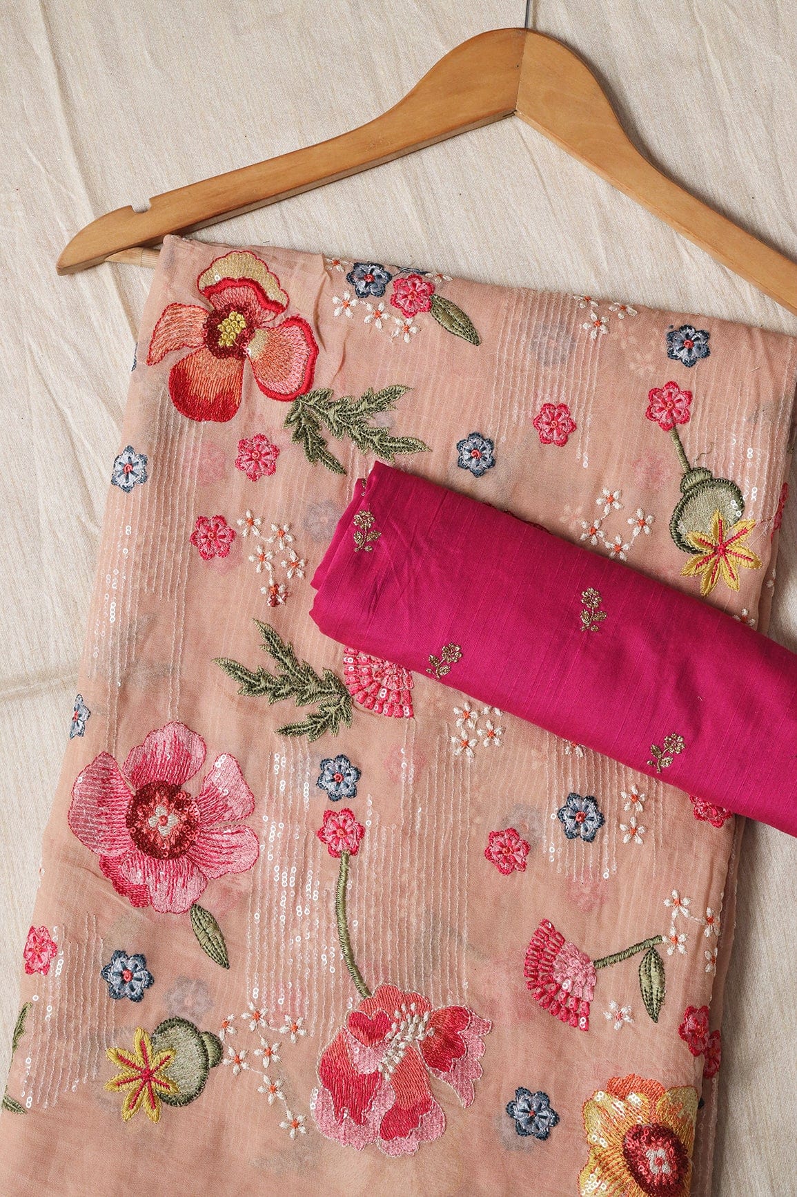 Peach And Fuchsia Saree set (2 Piece) - doeraa