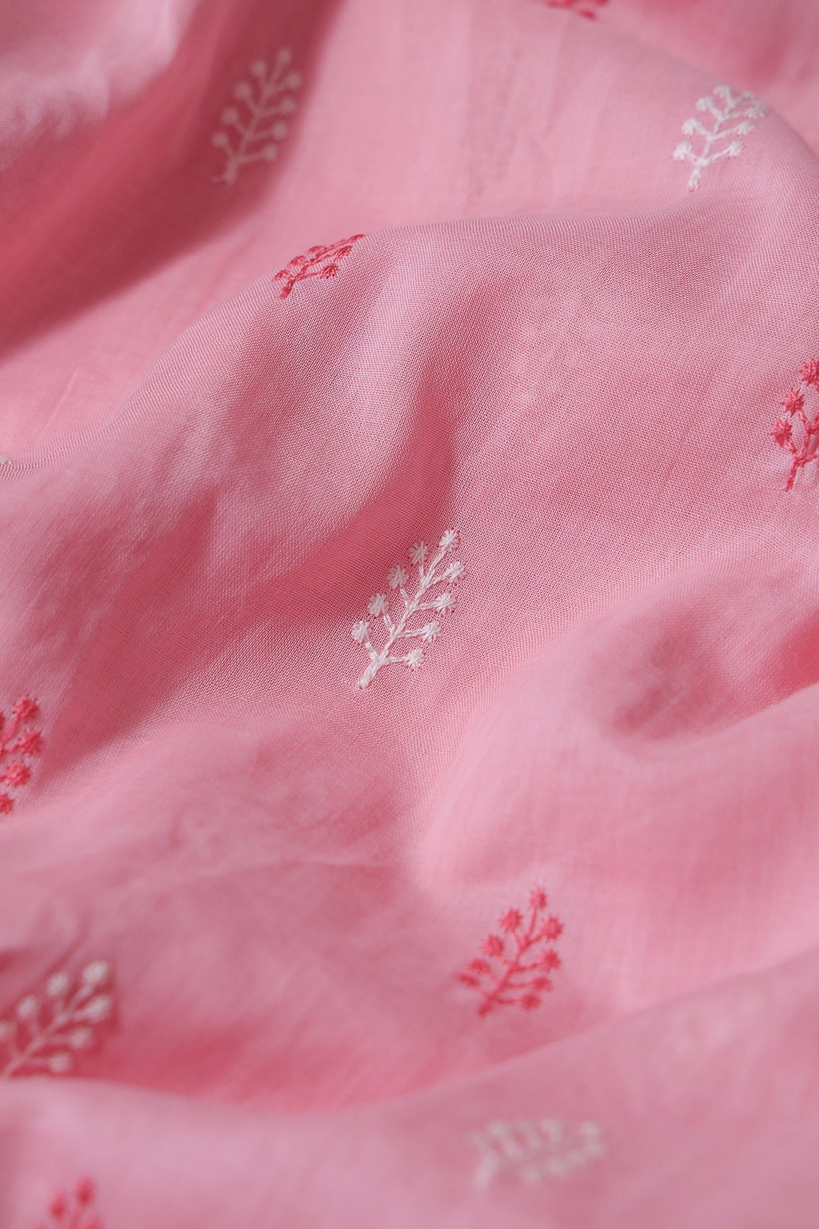 Pink And White Thread Leafy Embroidery On Pink Pure Mul Cotton Fabric - doeraa