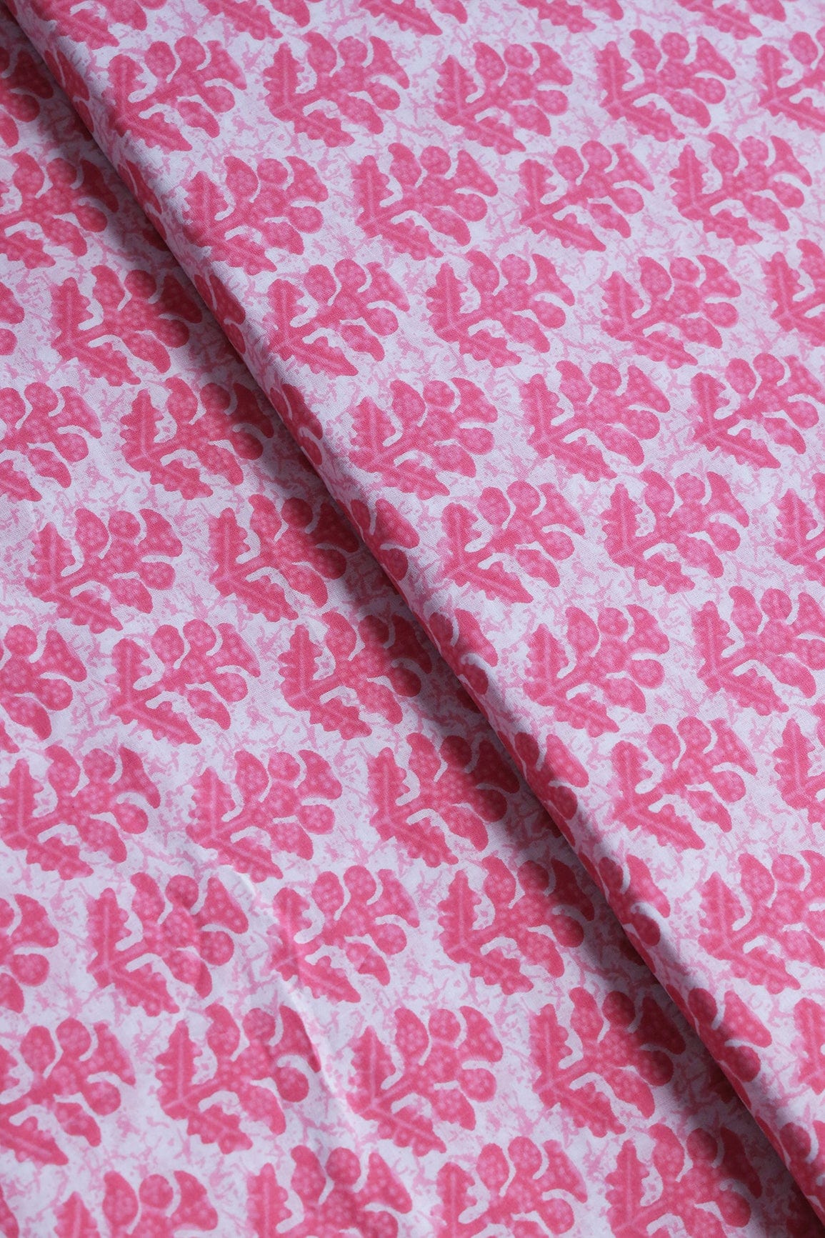 Pink Floral Print On White Pure Cotton Fabric - doeraa