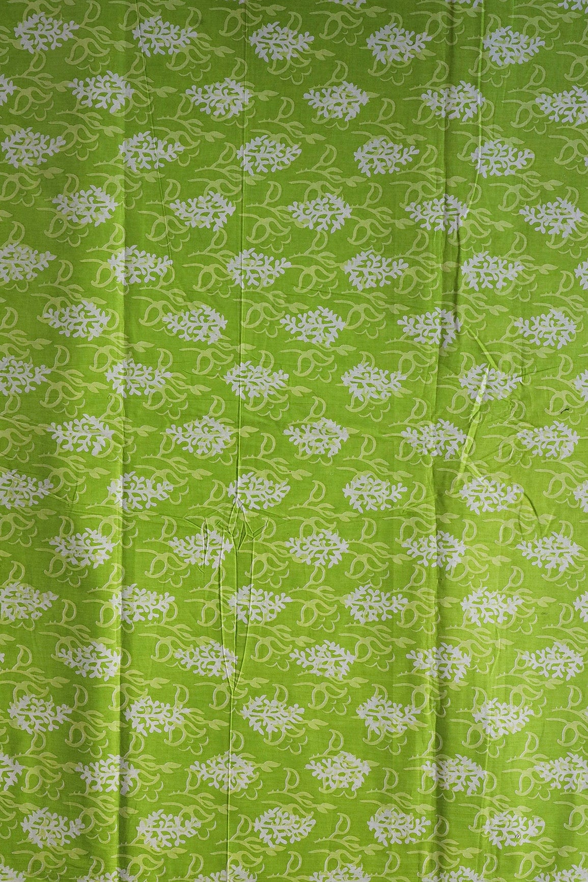 doeraa Prints Parrot Green And White Floral Print On Pure Cotton Fabric