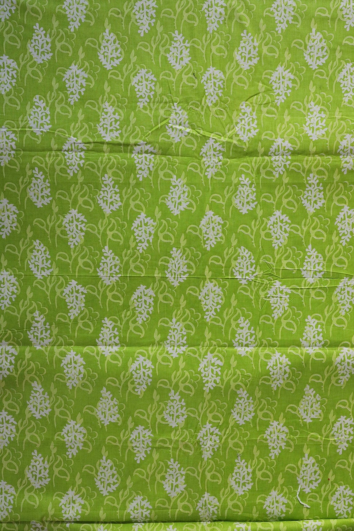 doeraa Prints Parrot Green And White Floral Print On Pure Cotton Fabric