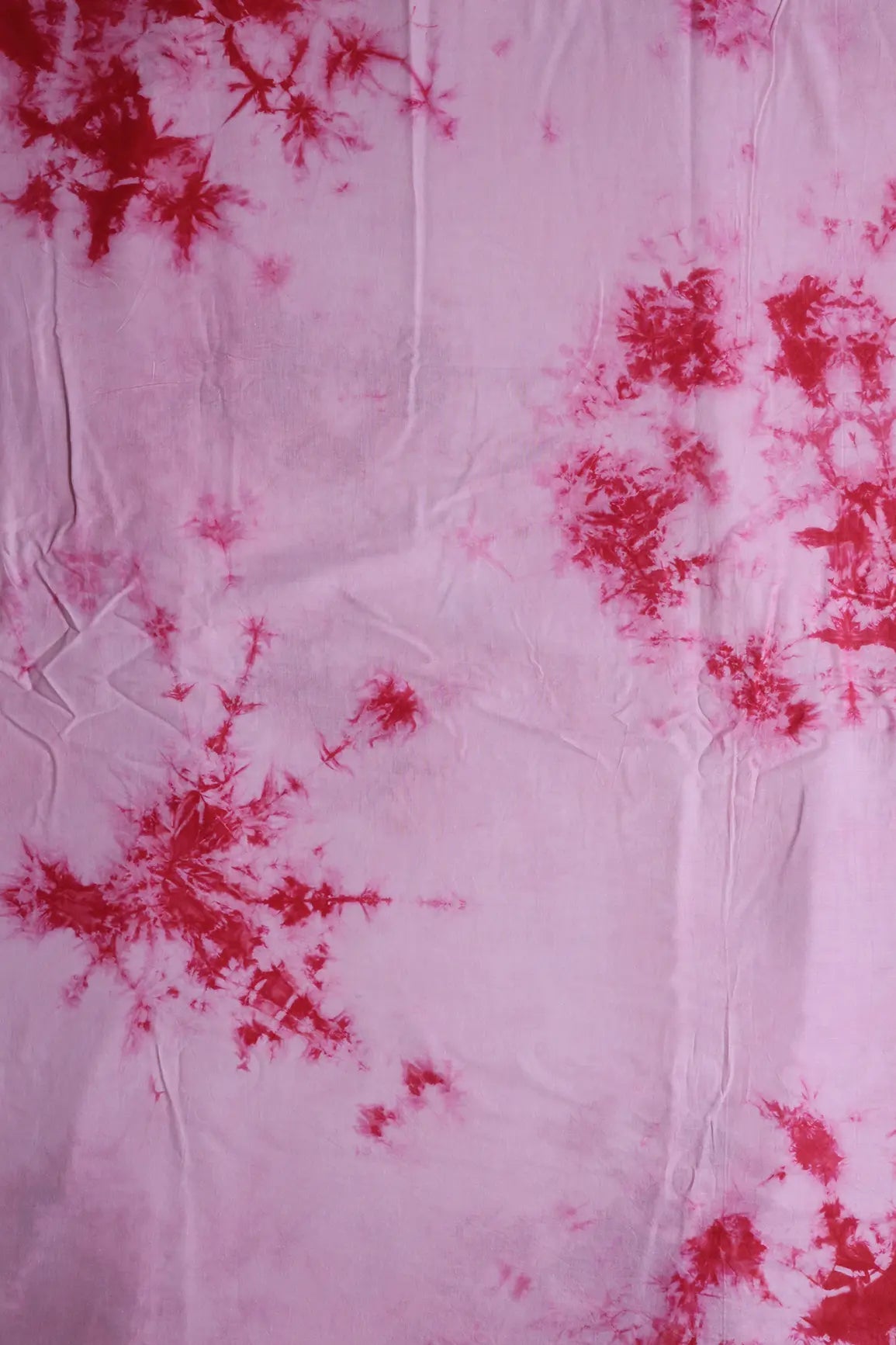 Red And Off White Tie & Dye Shibori Print On Pure Cotton Fabric - doeraa