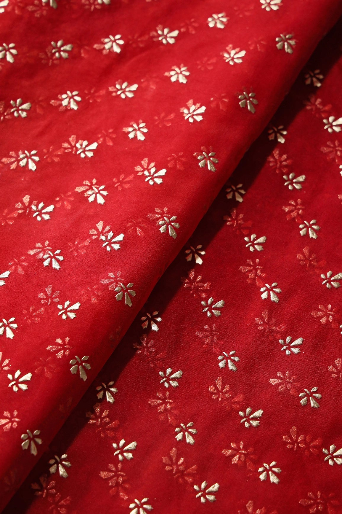 Red Tie & Dye Shibori Small Floral Motif Foil Print On Organza Fabric - doeraa