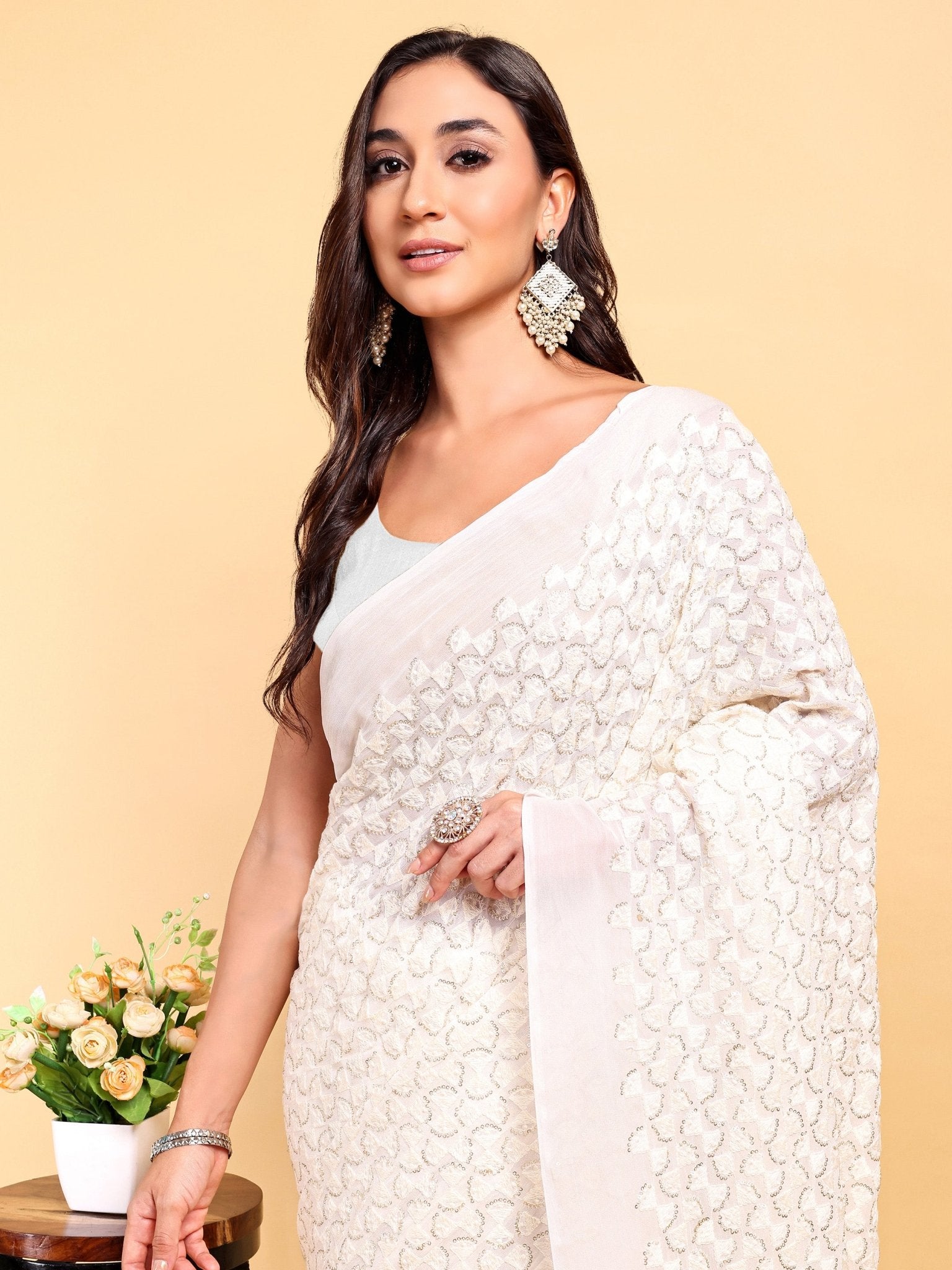 White Saree Set (2 Piece) - doeraa