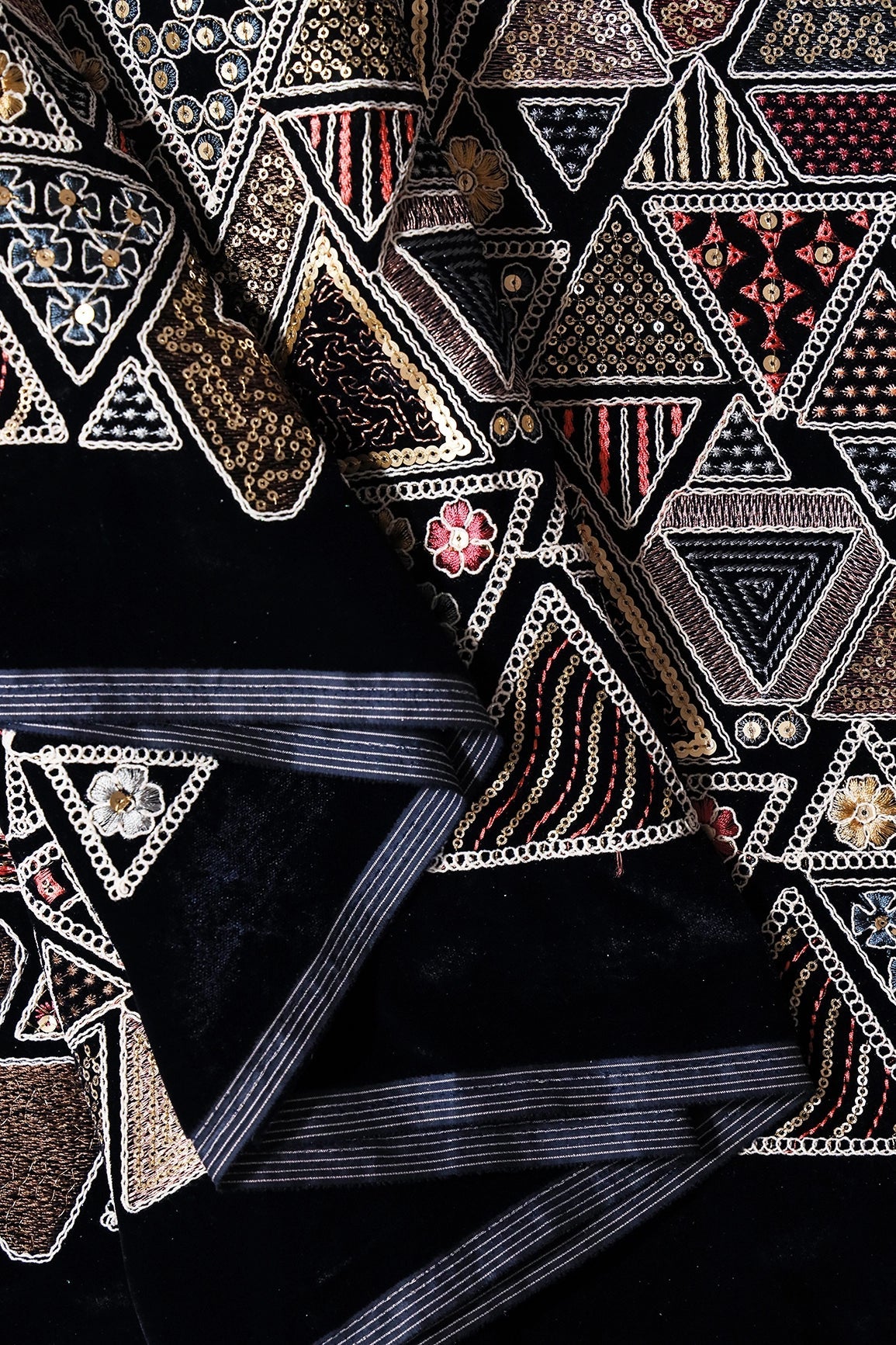 White Thread With Sequins Geometric Heavy Embroidery Work On Navy Blue Velvet Fabric - doeraa