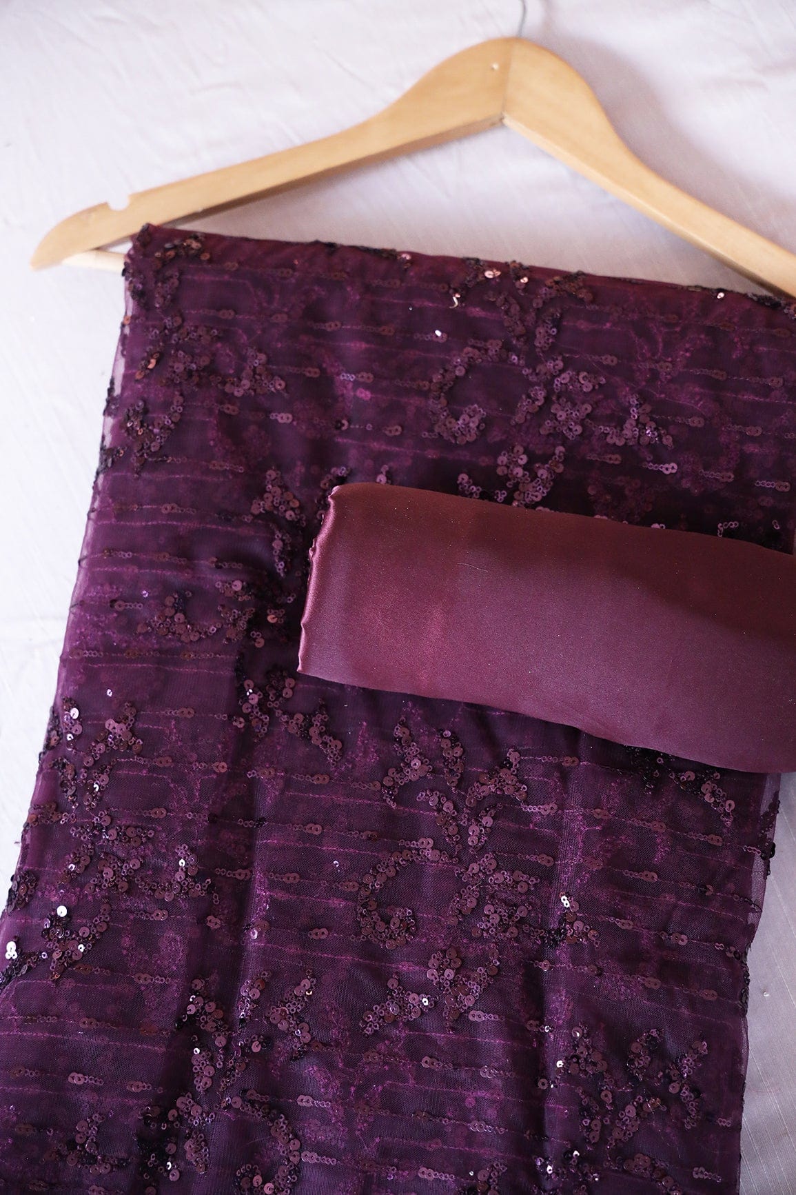 Wine Saree set (2 Piece) - doeraa