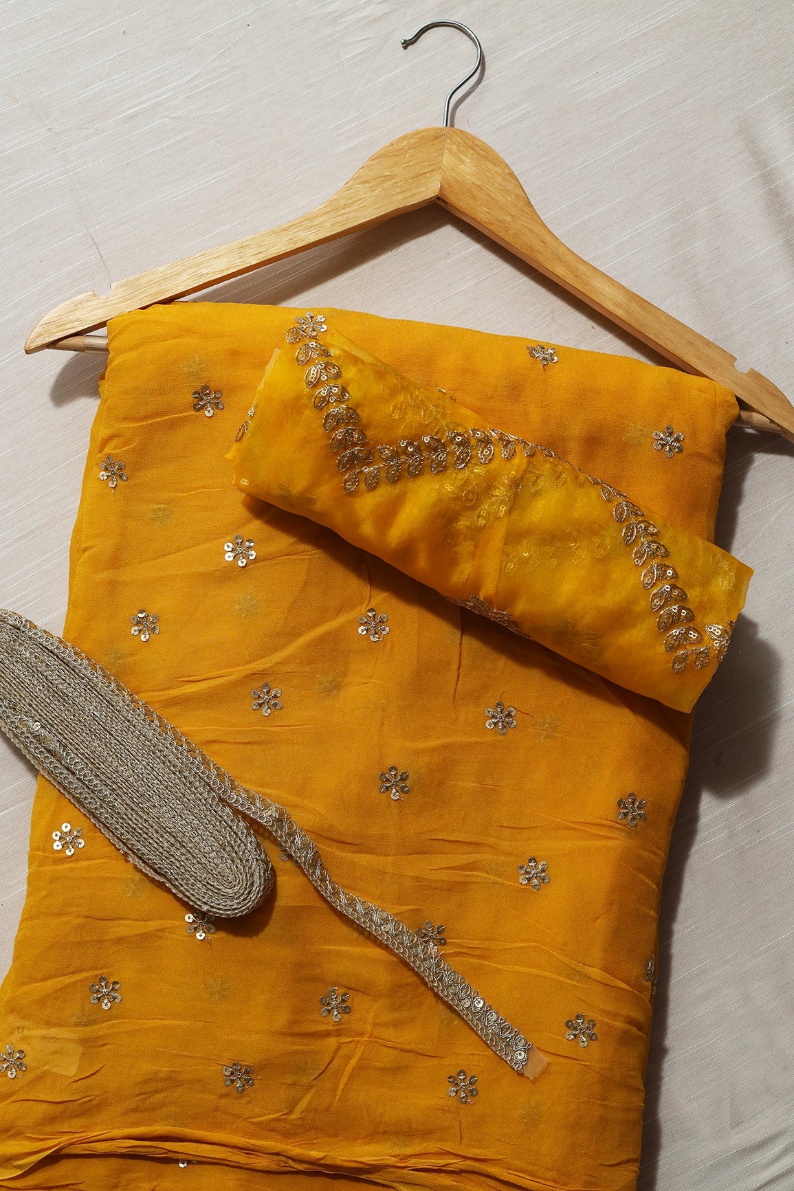 Yellow Saree set With Lace (2 Piece) - doeraa