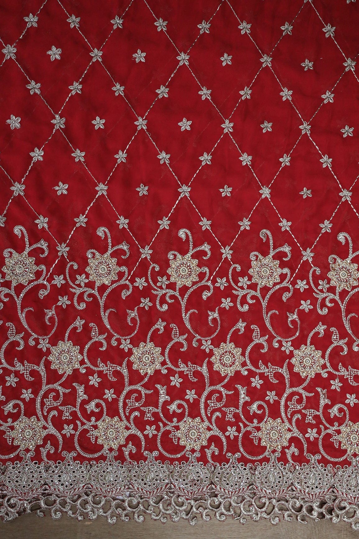 doeraa Embroidery Fabrics Big Width''56'' Gold And Silver Zari Floral Embroidery Work On Red Georgette Fabric With Border