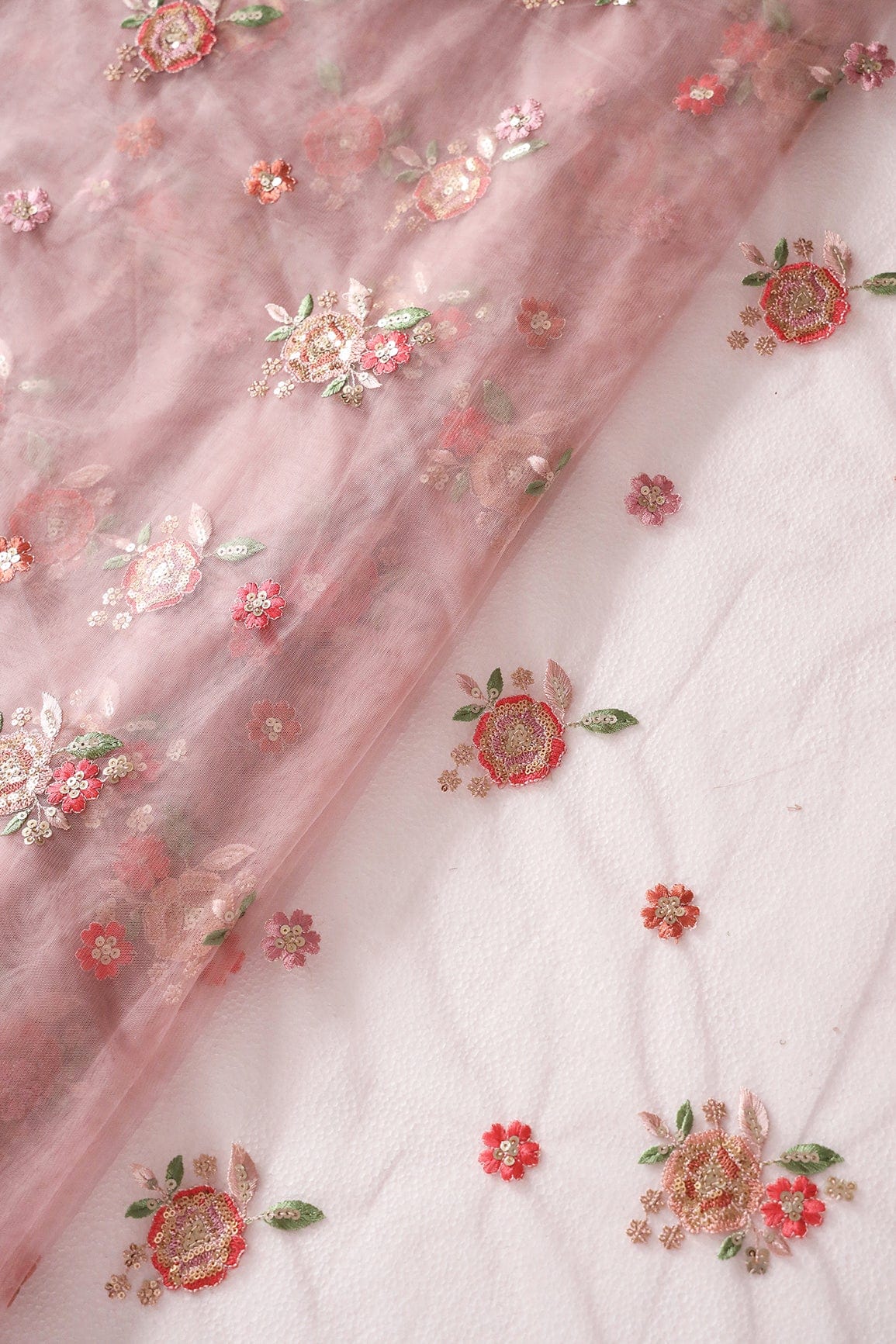 doeraa Embroidery Fabrics Multi Thread With Gold Sequins Small Floral Embroidery On Dusty Pink Soft Net Fabric