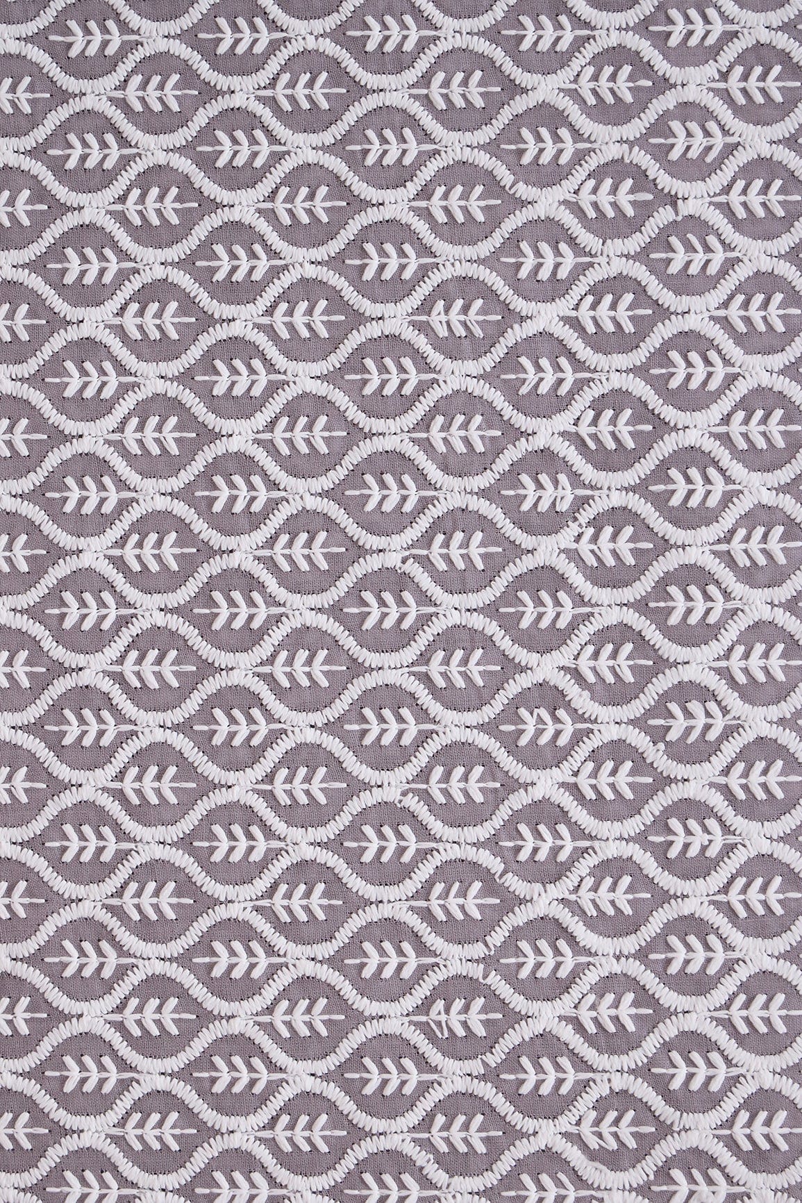 doeraa Embroidery Fabrics White Thread Beautiful Trellis Embroidery On Grey Soft Cotton Fabric