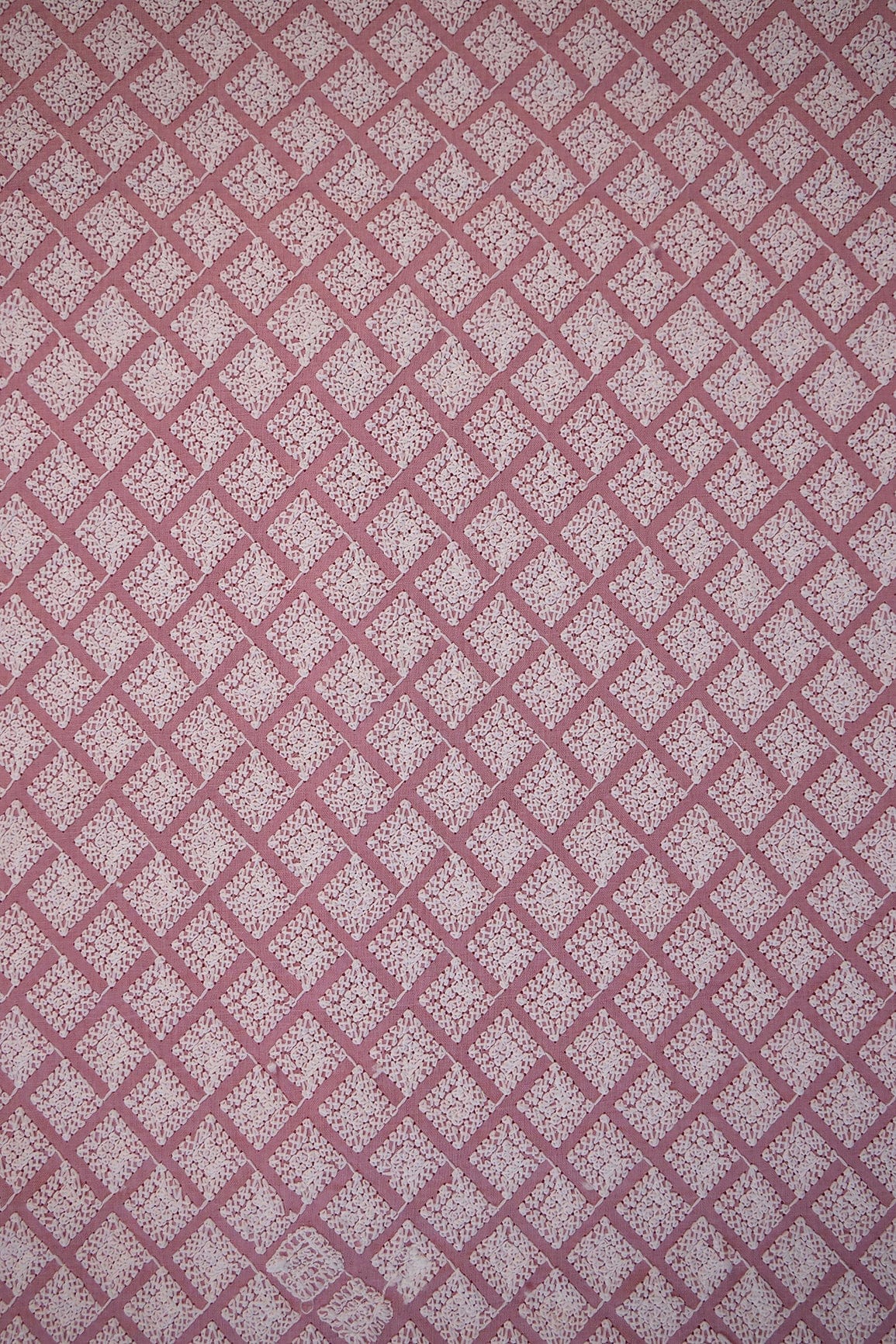 doeraa Embroidery Fabrics White Thread Heavy Checks Embroidery On Pink Soft Cotton Fabric
