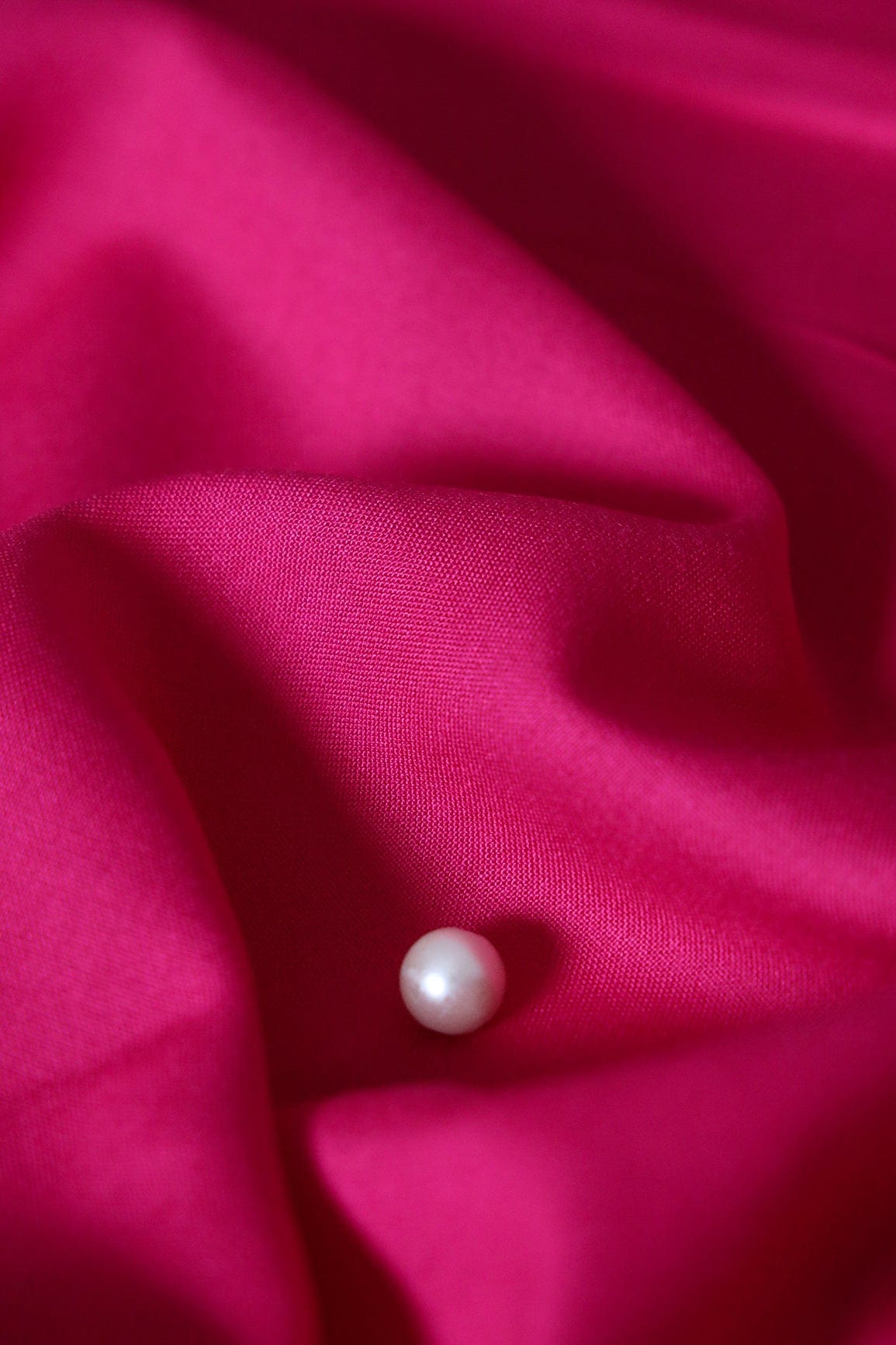 doeraa Plain Fabrics Fuchsia Dyed Rayon Fabric
