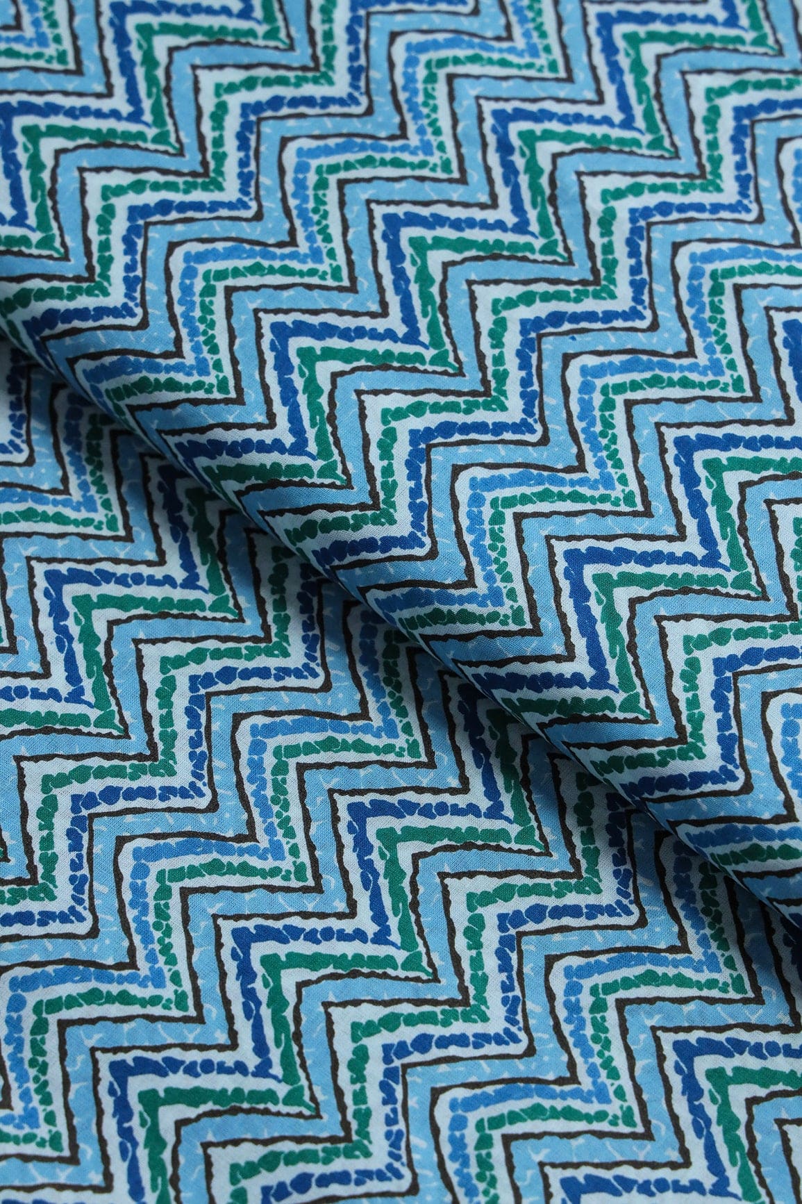 doeraa Prints Green And Carolina Blue Chevron Print On Pure Mul Cotton Fabric