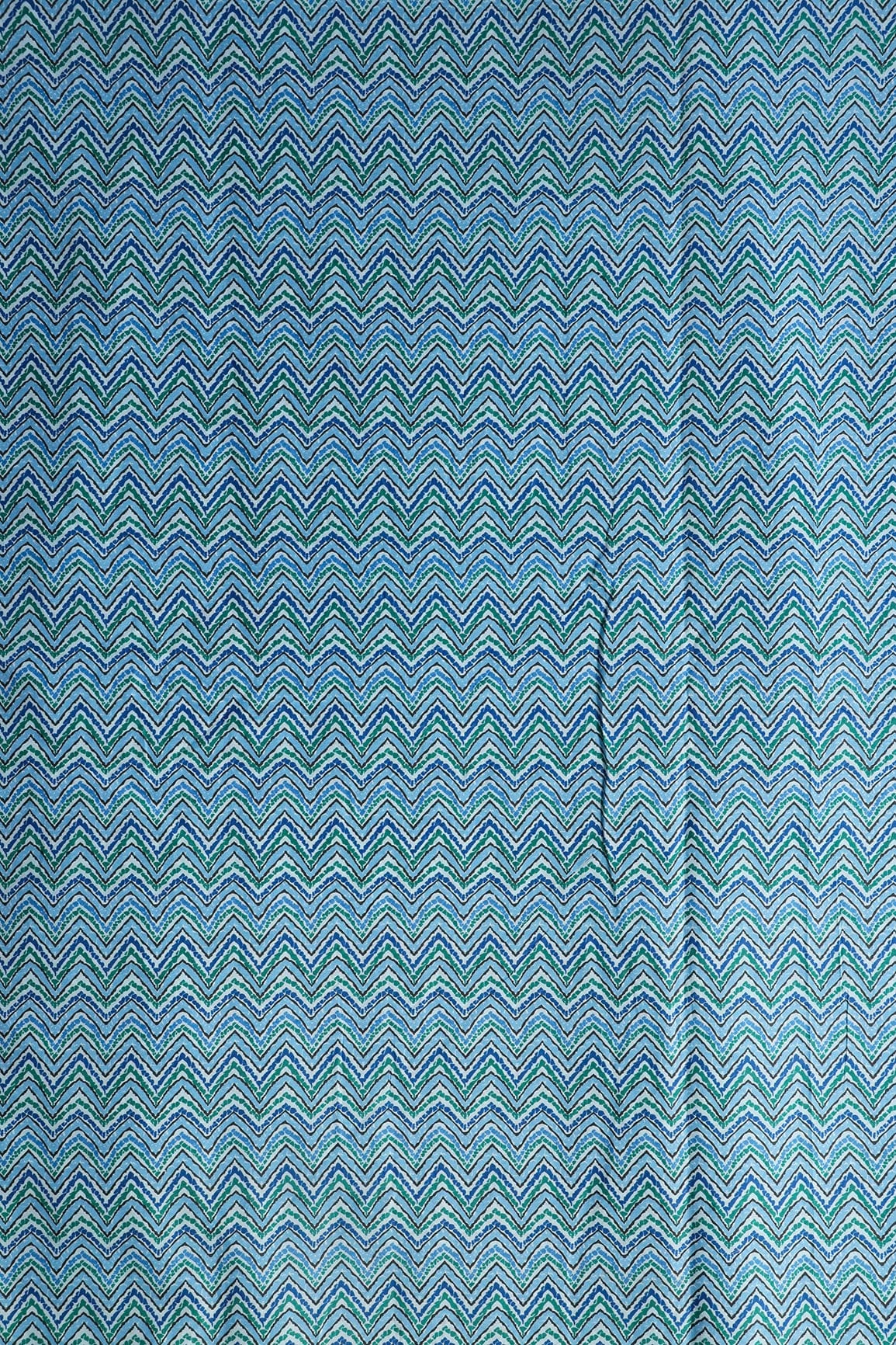 doeraa Prints Green And Carolina Blue Chevron Print On Pure Mul Cotton Fabric