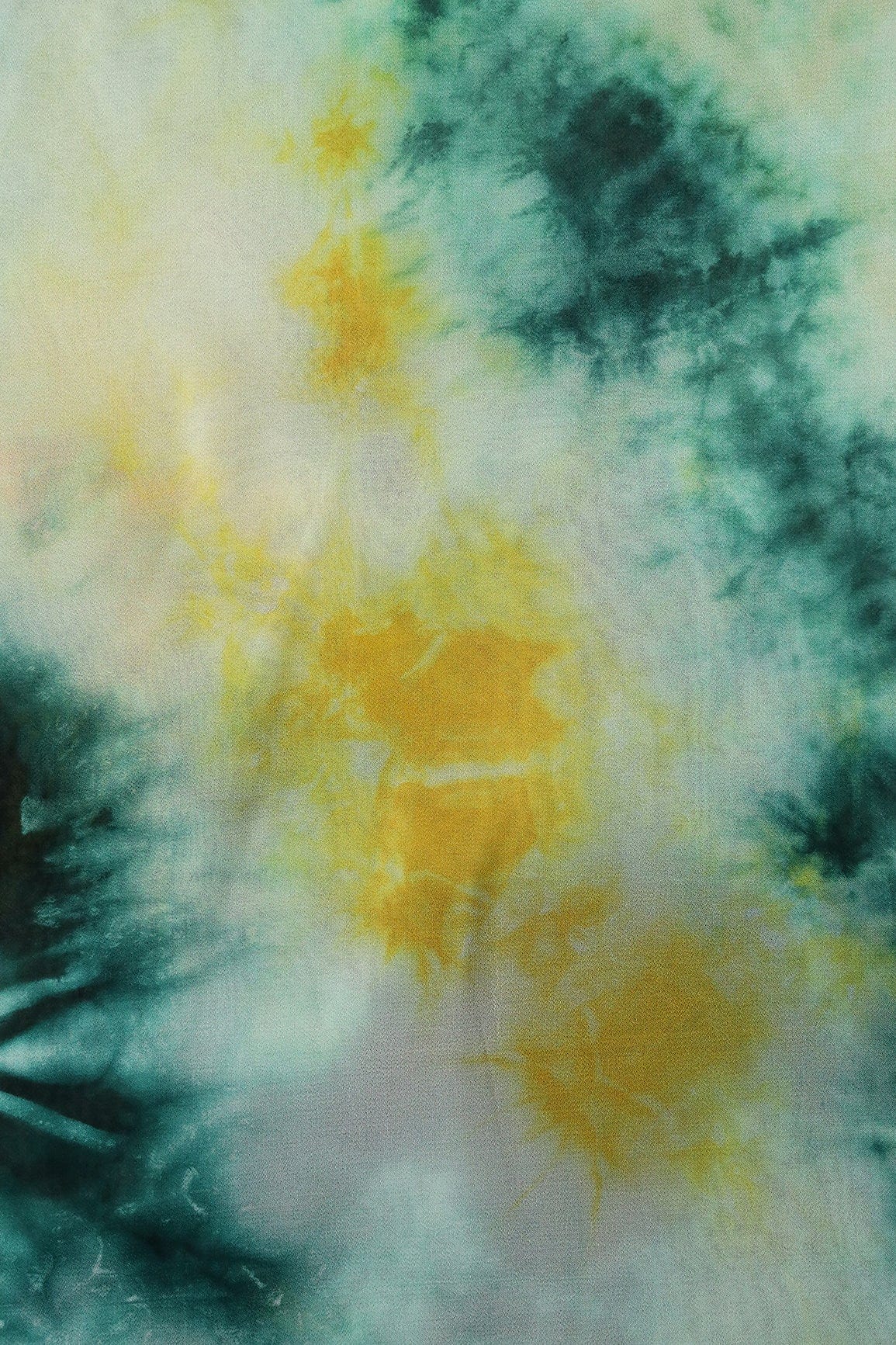 doeraa Prints Green And Yellow Tie & Dye Shibori Print On Viscose Georgette Fabric