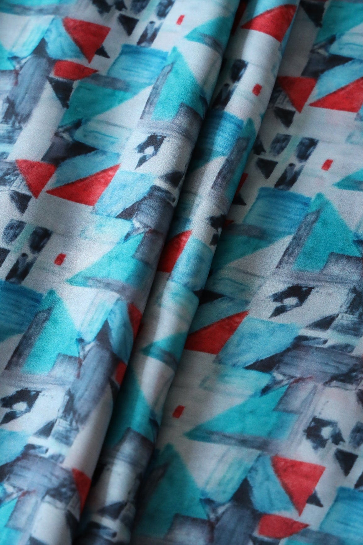 doeraa Prints Sky Blue And Red Geometric Pattern Digital Print On Georgette Satin Fabric