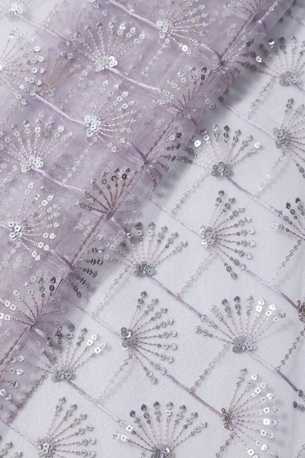 1.25 Meter Cut Piece Of Gold And Silver Sequins With Lavender Thread Embroidery On Lavender Soft Net - doeraa