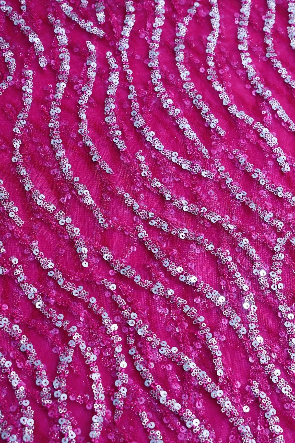 2 Meter Cut Piece Of Gold And Silver Sequins With Fuchsia Thread Wavy Embroidery Work On Fuchsia Soft Net Fabric - doeraa