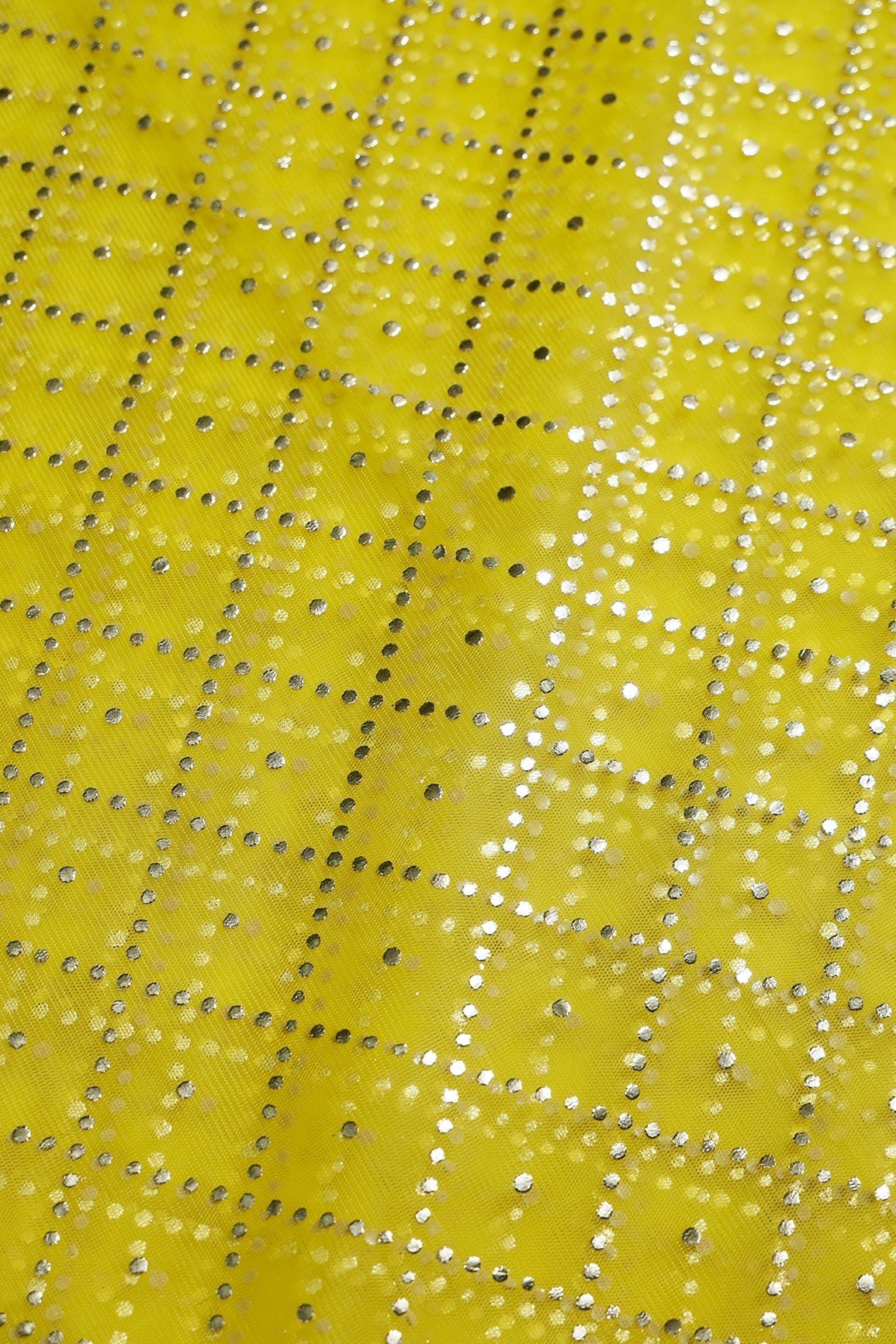 2.50 Meter Cut Piece Of Checks Pattern With Foil Print On Yellow Soft Net Fabric - doeraa